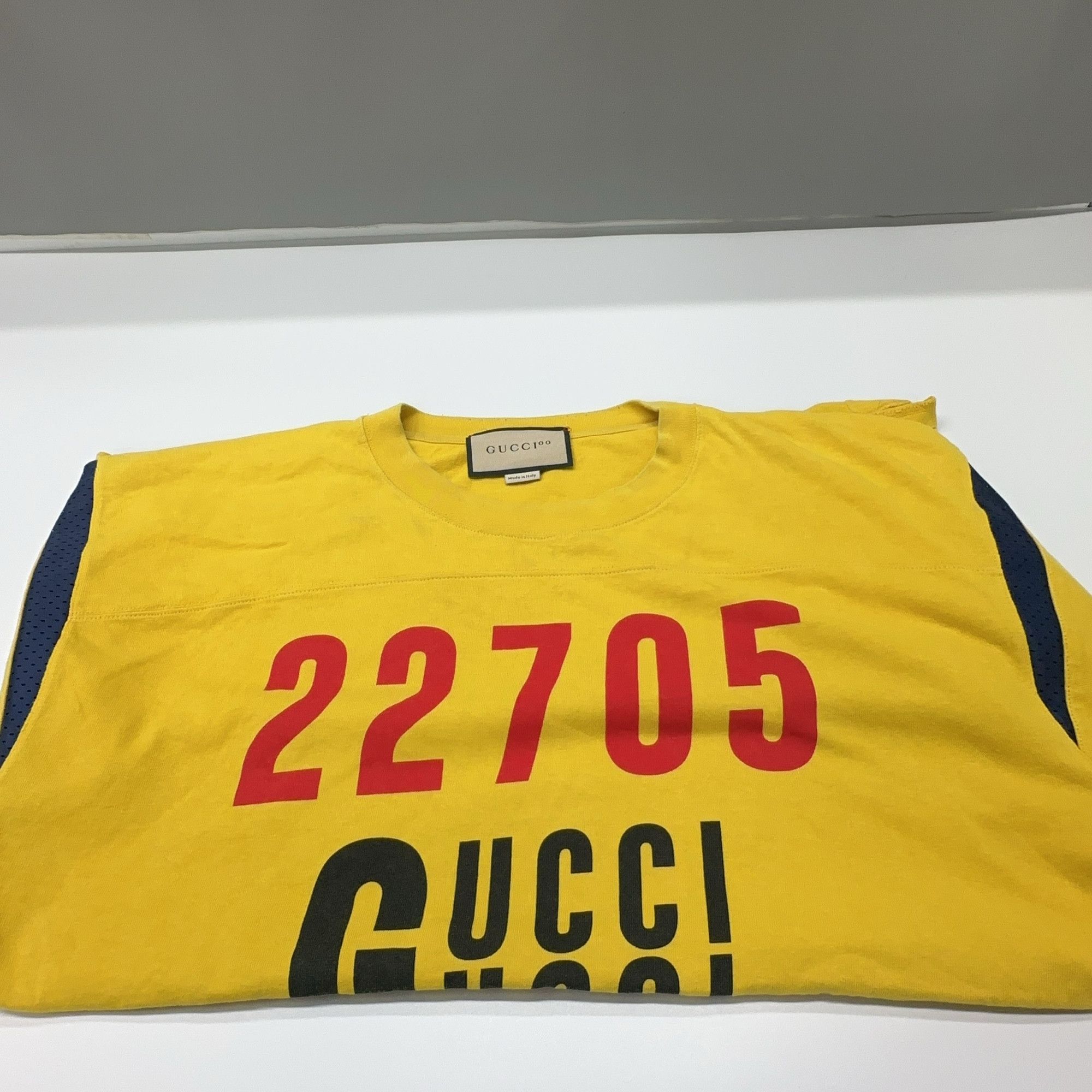 Gucci Gucci 100 Logo Graphic T-Shirt Size M Size US M / EU 48-50 / 2 - 7 Thumbnail