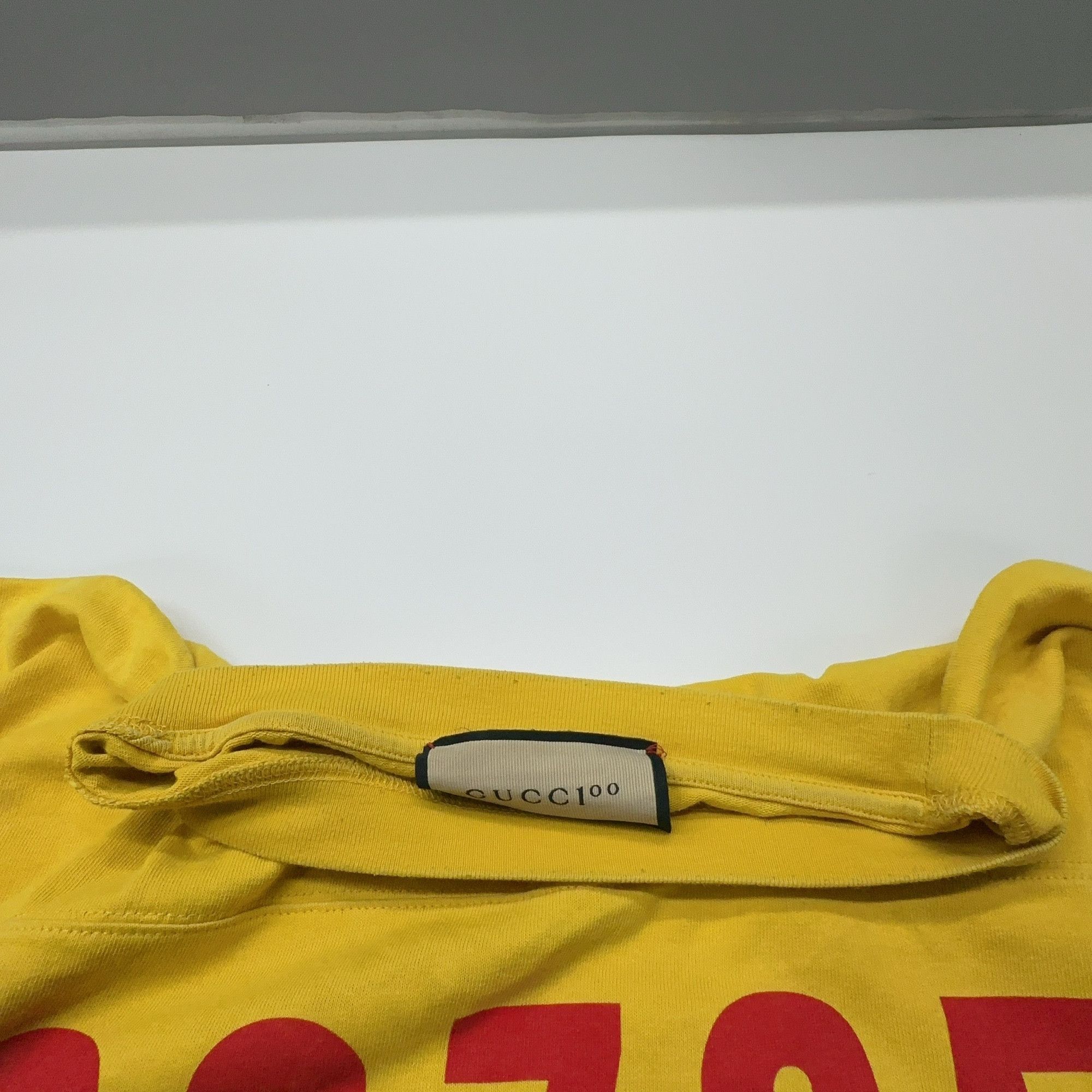 Gucci Gucci 100 Logo Graphic T-Shirt Size M Size US M / EU 48-50 / 2 - 6 Thumbnail