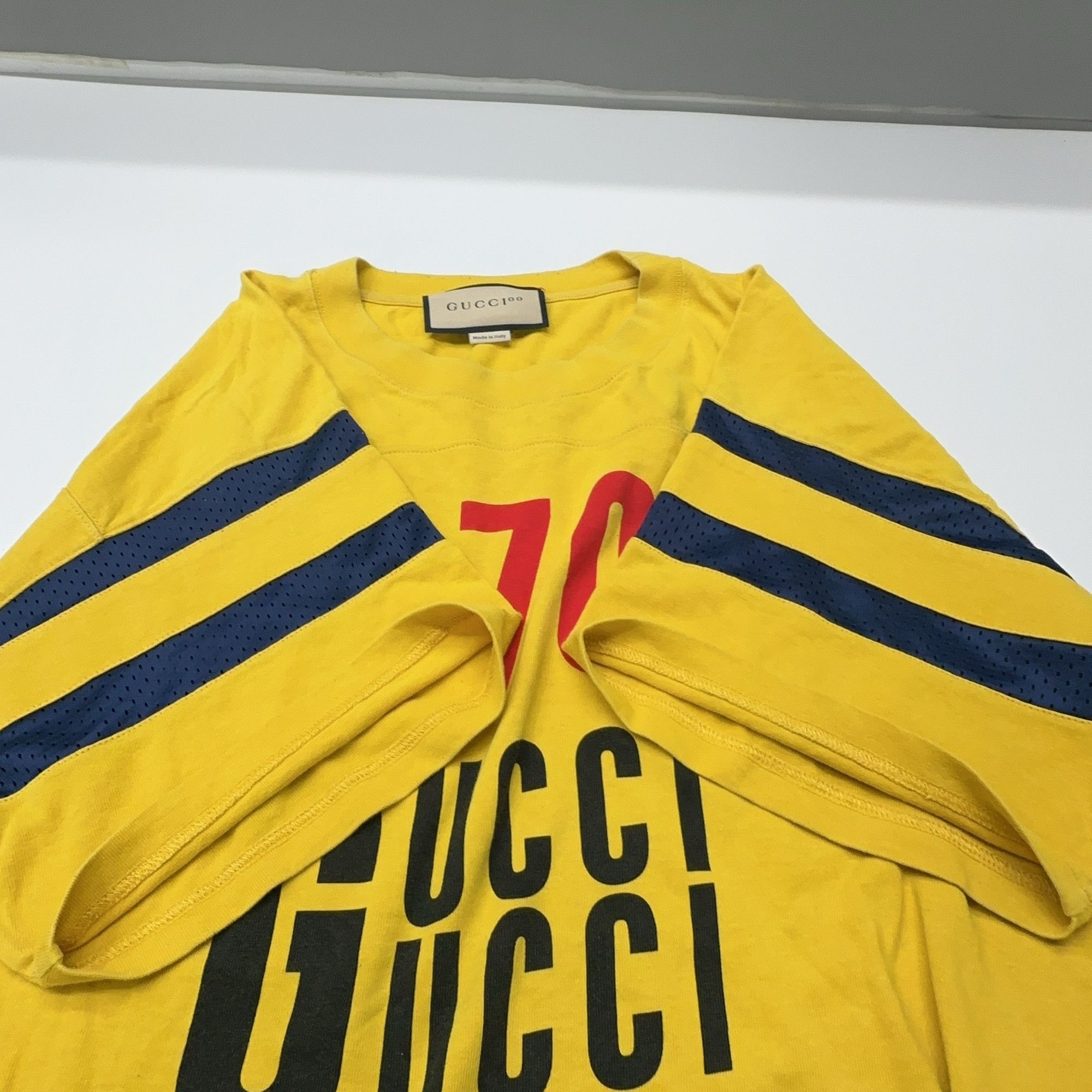 Gucci Gucci 100 Logo Graphic T-Shirt Size M Size US M / EU 48-50 / 2 - 13 Thumbnail