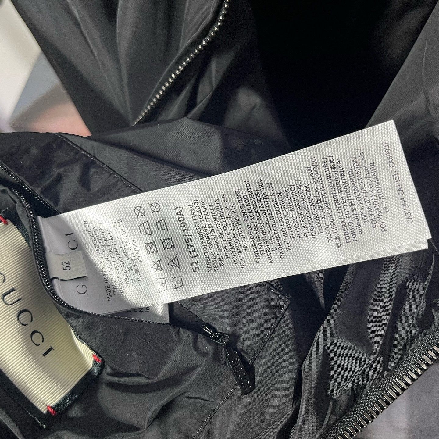Gucci Gucci Logo Hooded Light Jacket Size 52 Size US L / EU 52-54 / 3 - 4 Thumbnail