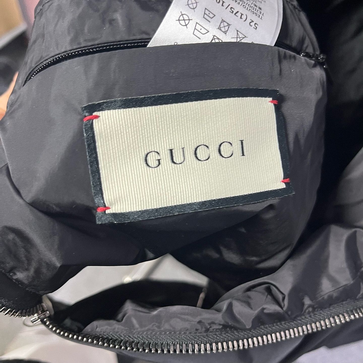 Gucci Gucci Logo Hooded Light Jacket Size 52 Size US L / EU 52-54 / 3 - 3 Thumbnail