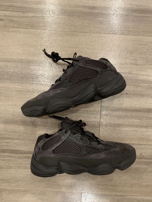 Adidas yeezy 500 shadow 2024 black (friends y family)