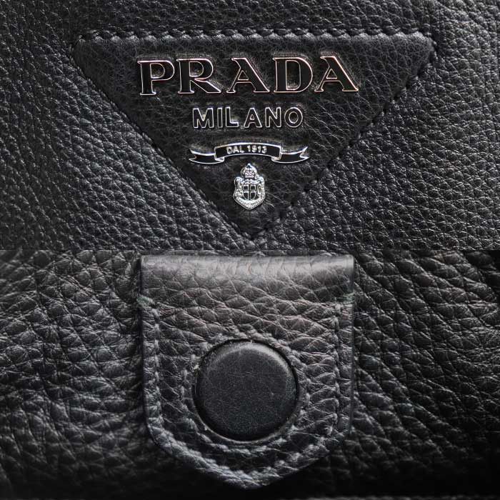 Prada Prada Prada Vitello Daino Leather Shoulder Bag Leather Shoulder Bag 1BH191 DUTY FREE for USA Size ONE SIZE - 6 Thumbnail