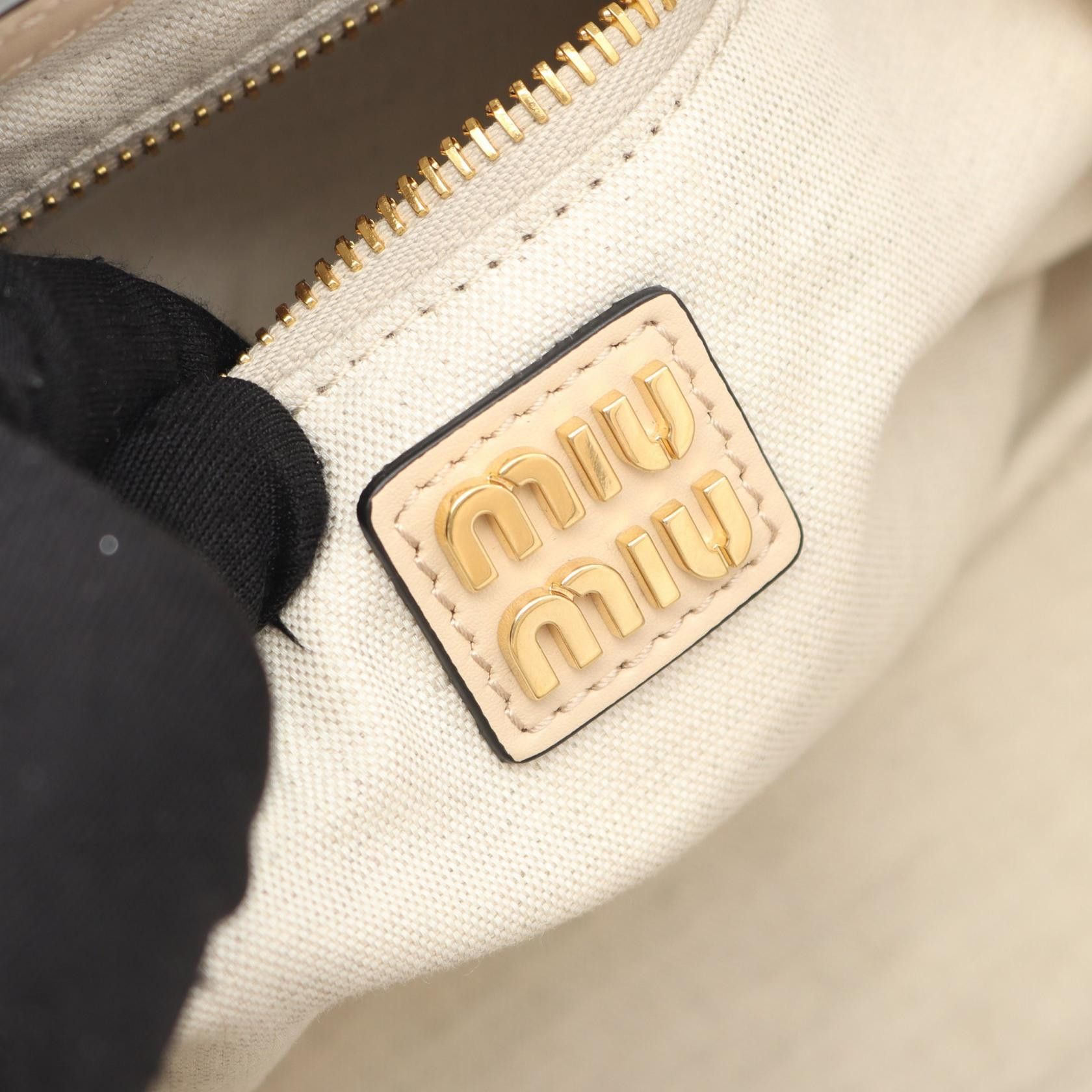 Miu Miu Miu Miu Miu Miu IVY Leather Handbag Leather Handbag DUTY FREE for USA Size ONE SIZE - 4 Thumbnail