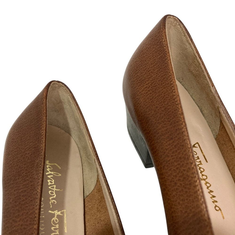 Salvatore Ferragamo Salvatore Ferragamo Salvatore Ferragamo Vara Leather Pumps Leather Shoes DUTY FREE for USA Size ONE SIZE - 12 Thumbnail