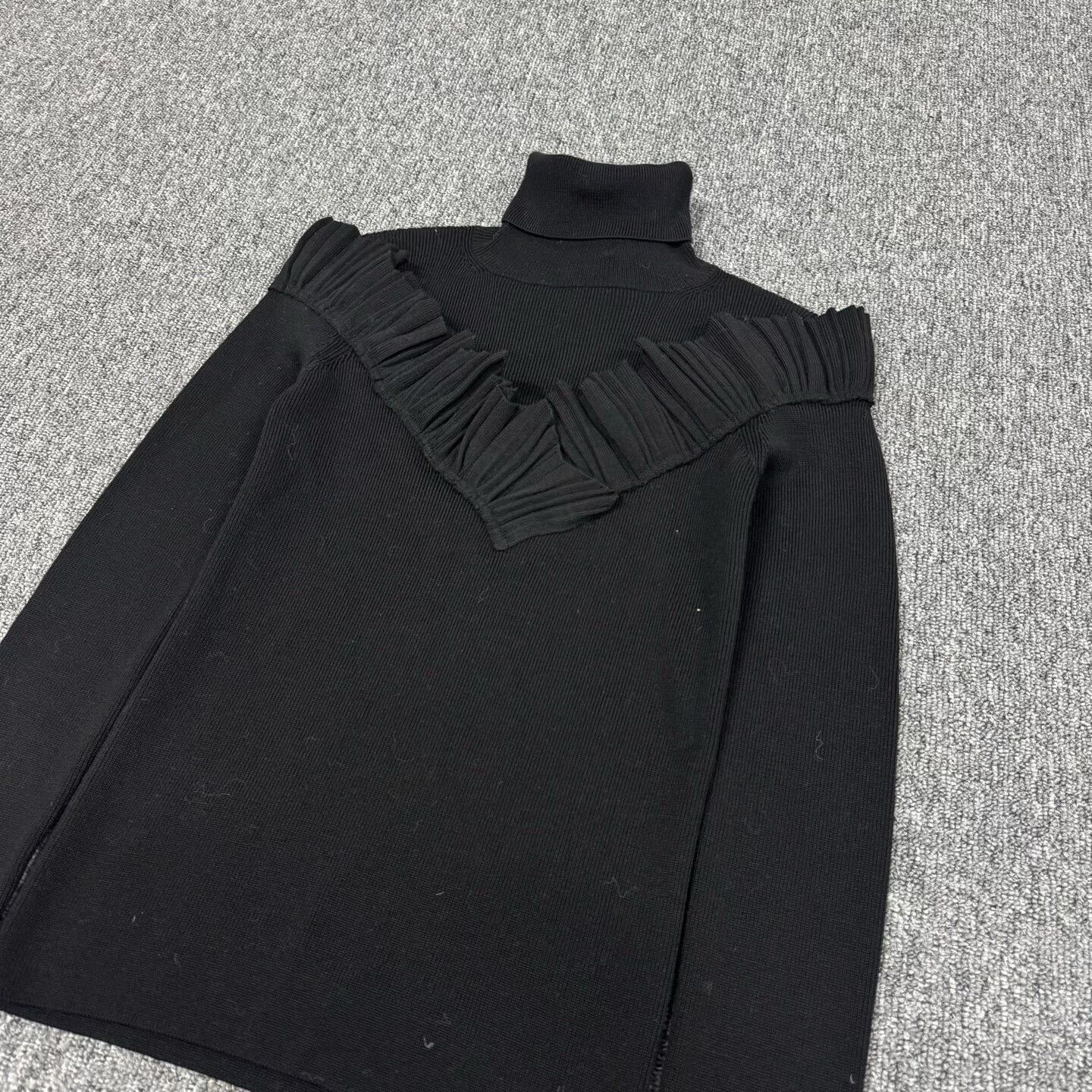 Dior Dior Black Turtleneck V-Pleat Knit Top Size S / US 4 / IT 40 - 4 Thumbnail