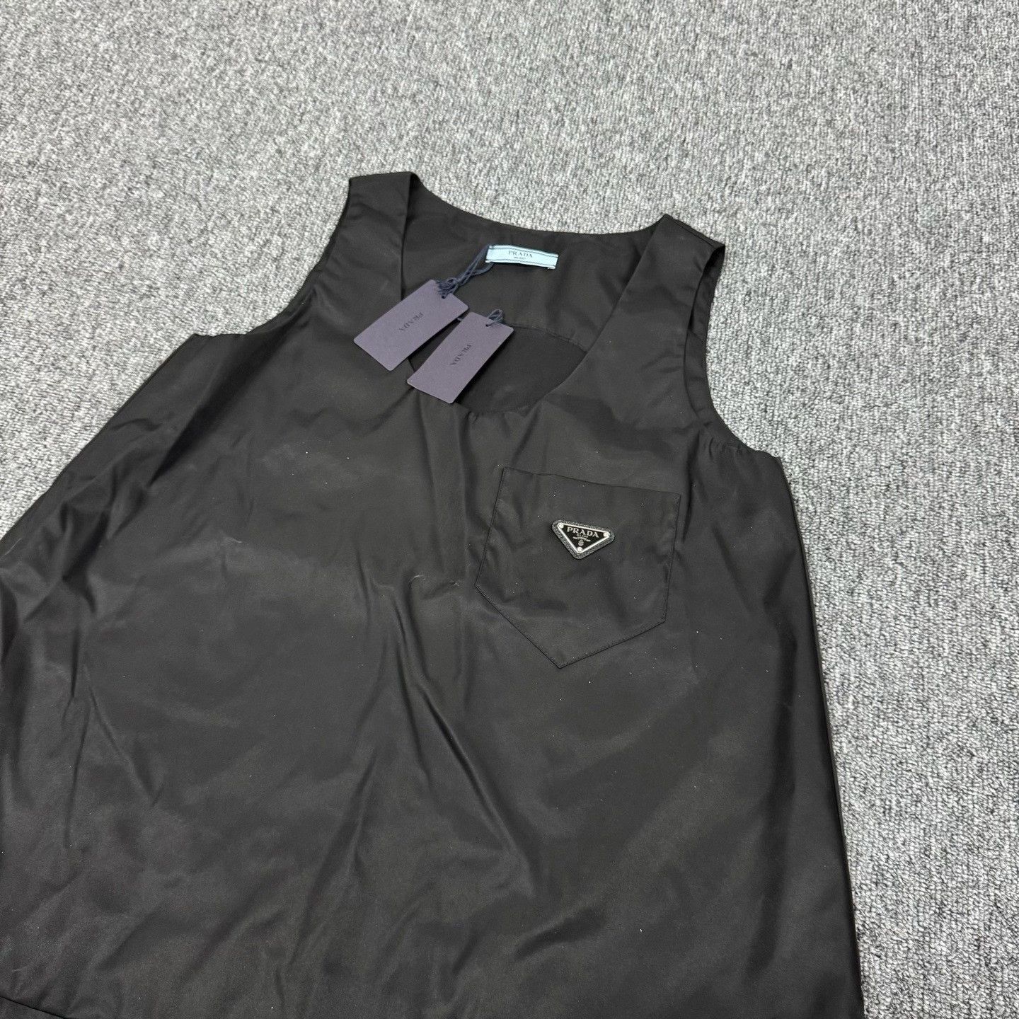 Prada Prada Black Triangle Logo Nylon Sleeveless Top Size US S / EU 44-46 / 1 - 3 Thumbnail