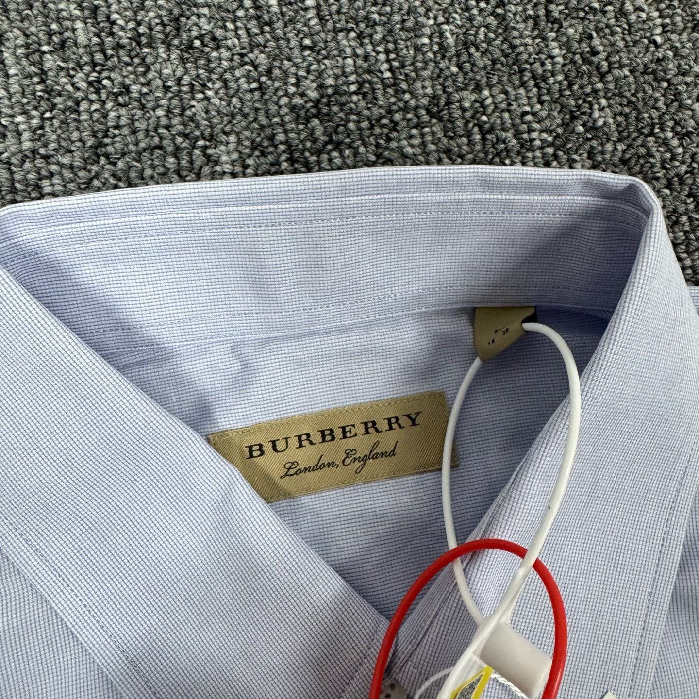 Burberry Burberry Light Blue Pinstripe Knight Embroidery Shirt Size US M / EU 48-50 / 2 - 7 Thumbnail