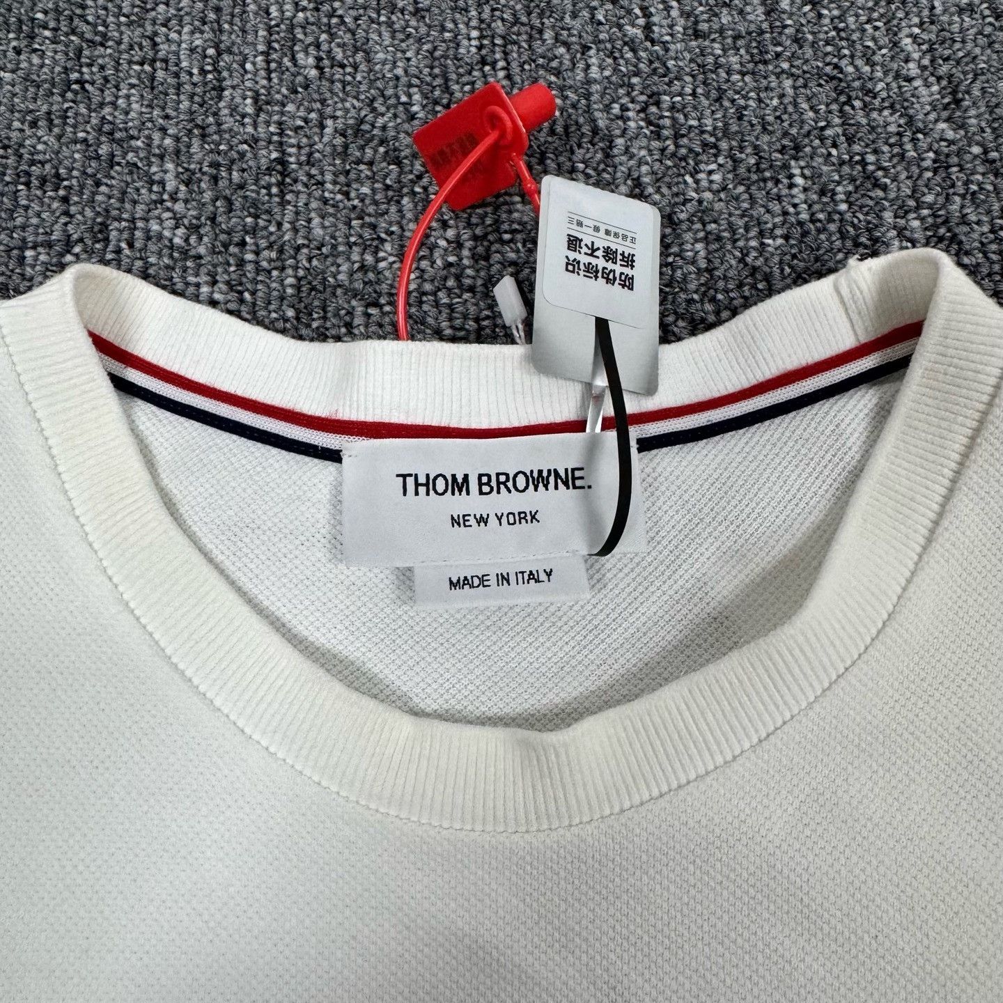 Thom Browne Thom Browne Four Bar Short Sleeve T-Shirt Size US L / EU 52-54 / 3 - 4 Thumbnail