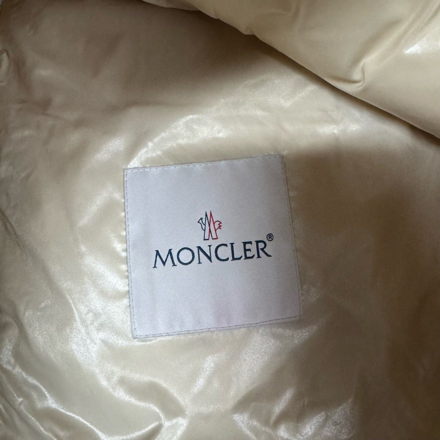 Moncler Moncler Abbadia Short Stand Collar Down Jacket Size S / US 4 / IT 40 - 6 Thumbnail