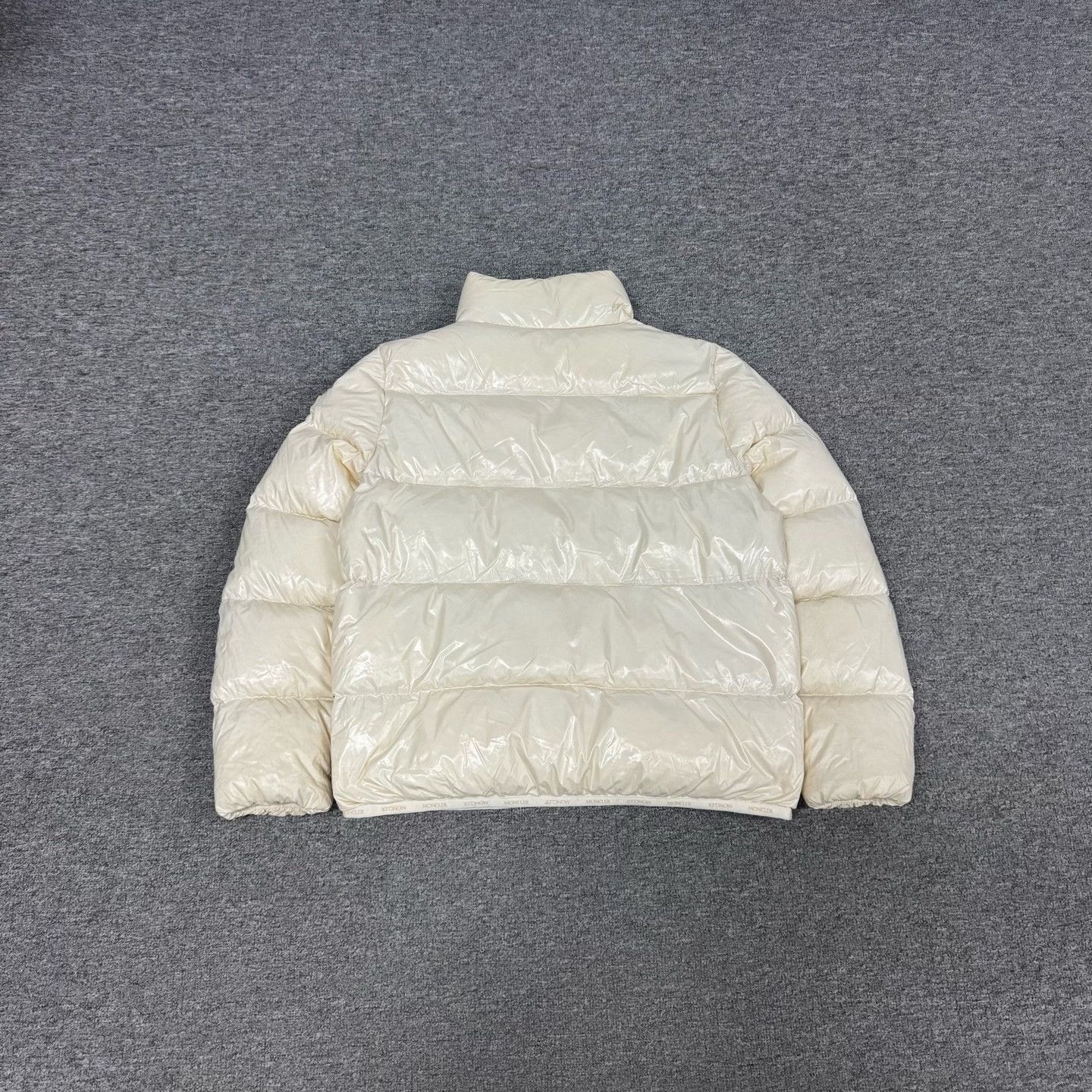 Moncler Moncler Abbadia Short Stand Collar Down Jacket Size S / US 4 / IT 40 - 2 Thumbnail