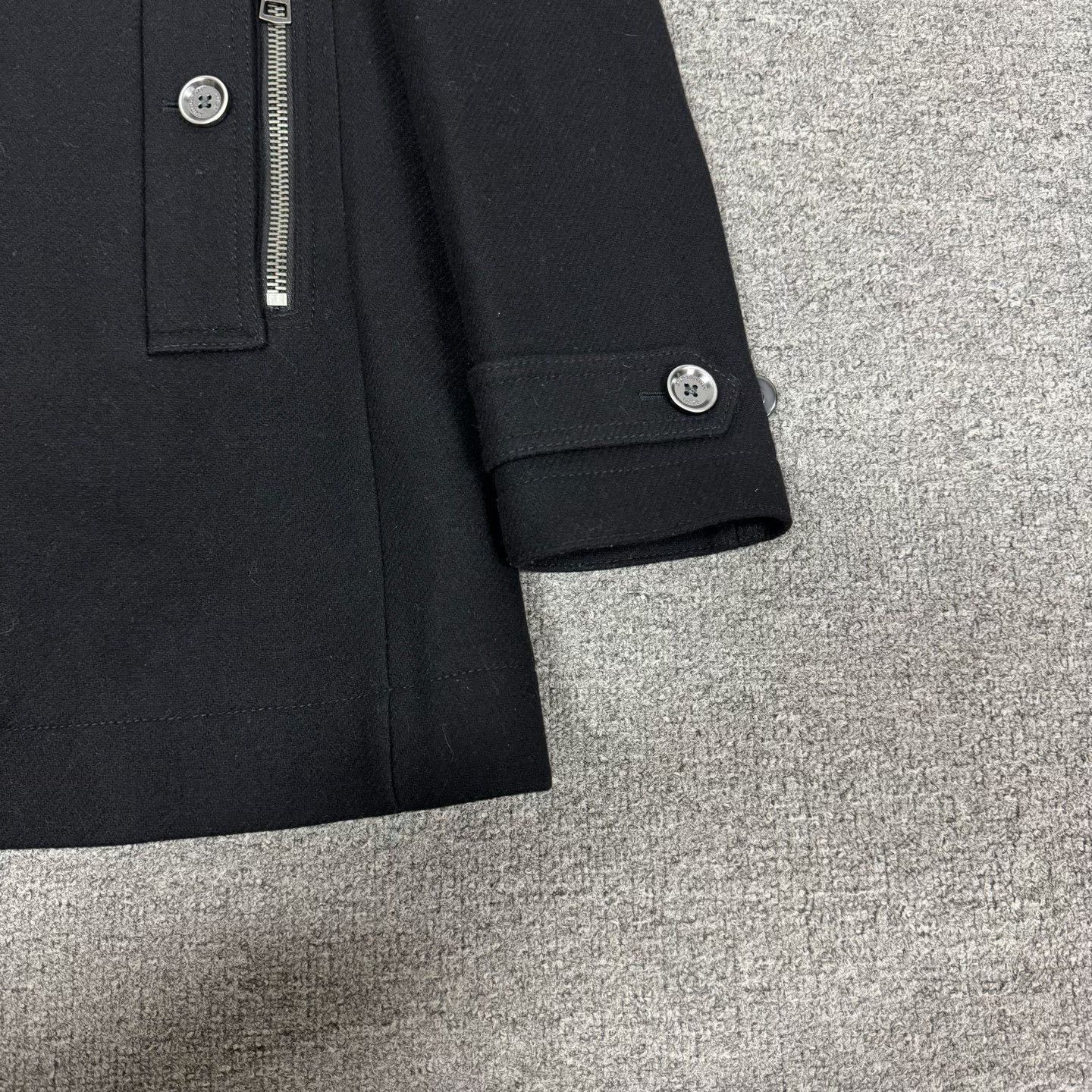 Burberry Burberry Black Mid-Length Lapel Wool Coat Size XXS / US 00 / IT 34 - 3 Thumbnail
