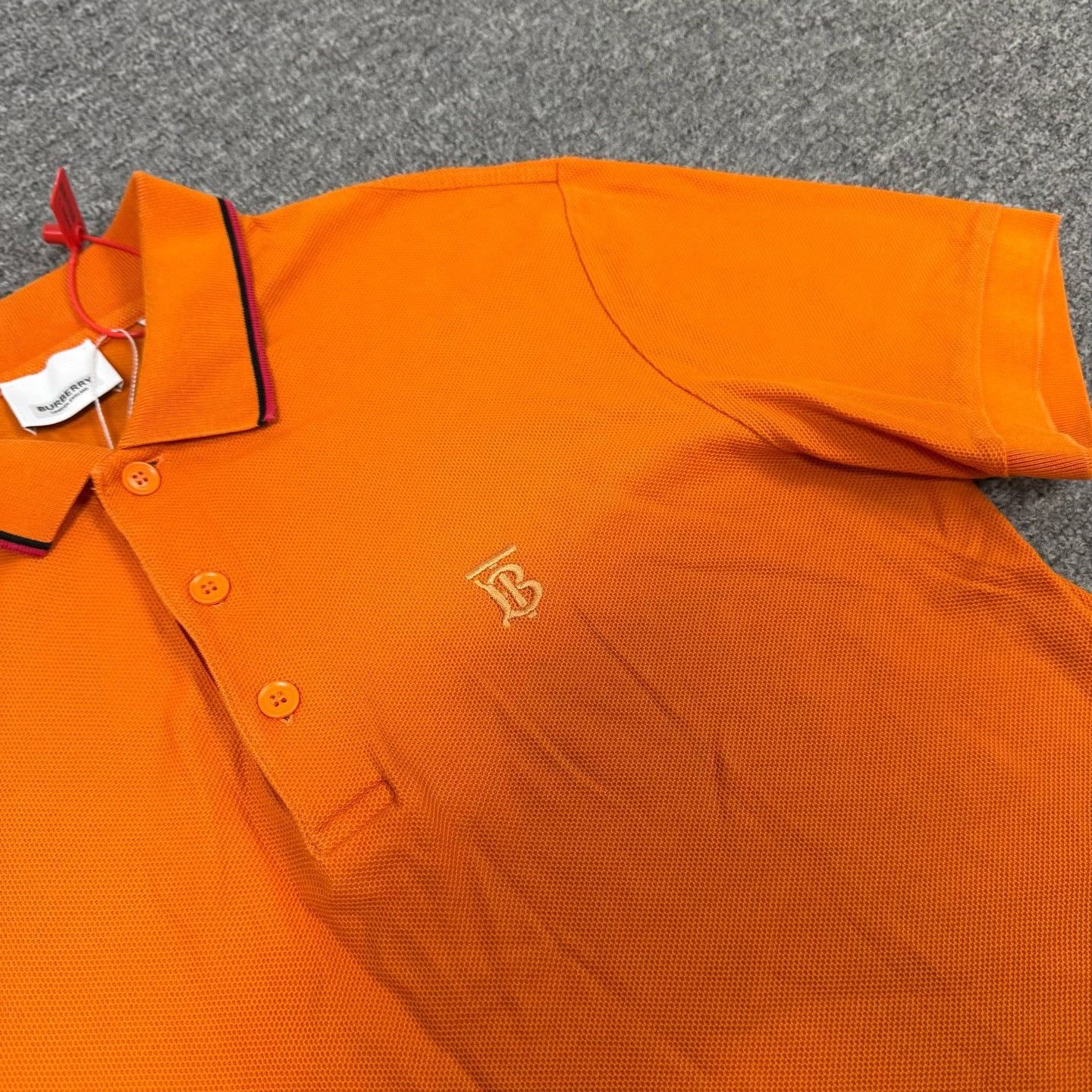 Burberry Burberry TB Embroidery Small Logo Collar Polo Size US S / EU 44-46 / 1 - 4 Thumbnail