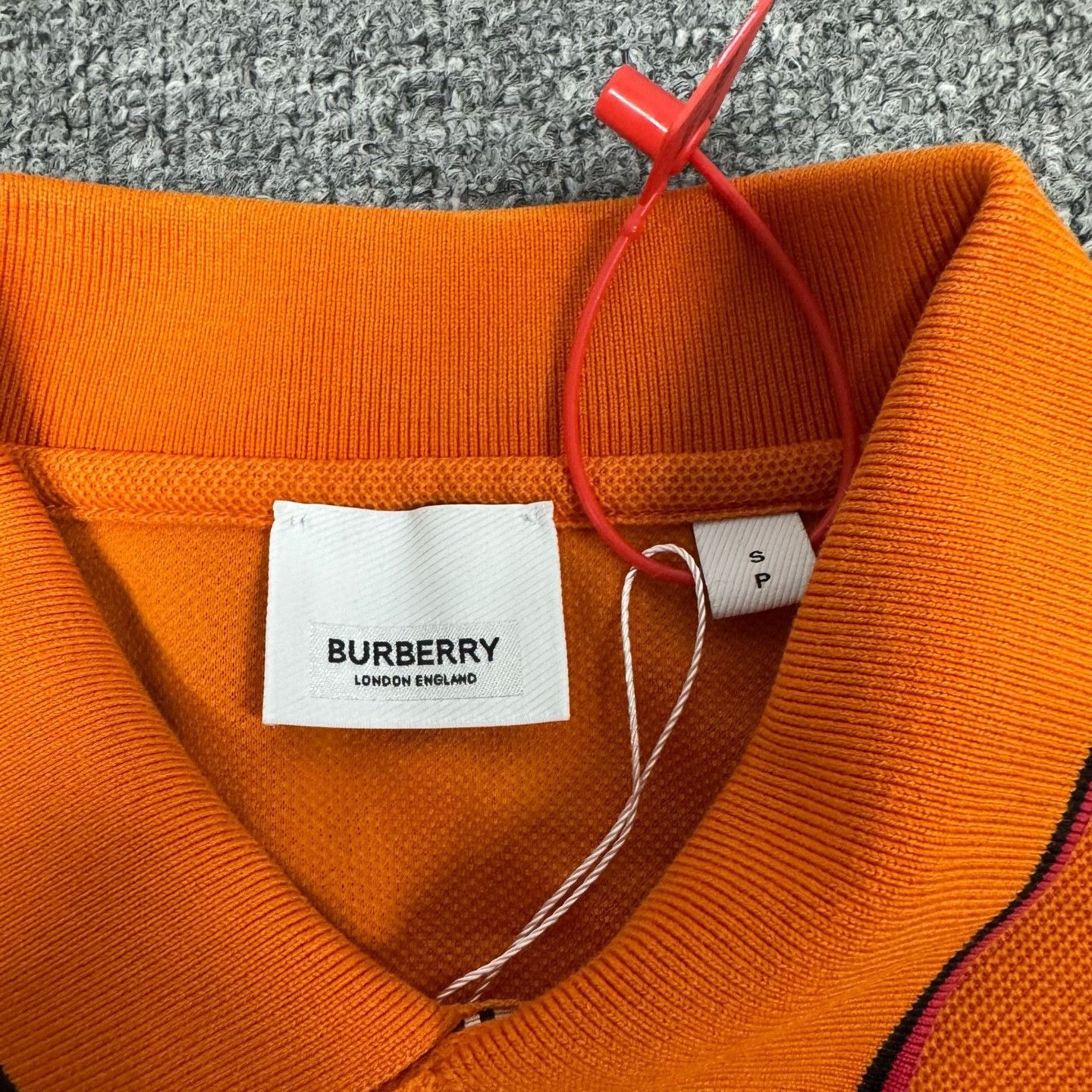 Burberry Burberry TB Embroidery Small Logo Collar Polo Size US S / EU 44-46 / 1 - 5 Thumbnail