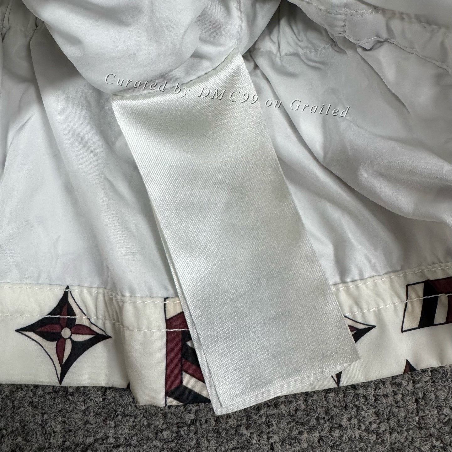 Louis Vuitton Louis Vuitton White Monogram Waist-Cinching Windbreaker Size XXS / US 00 / IT 34 - 6 Thumbnail