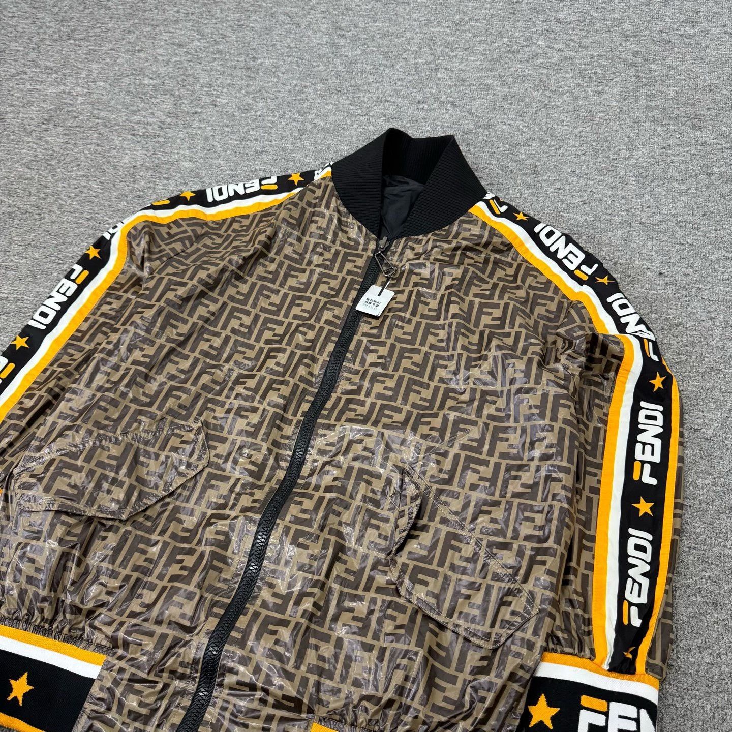 Fendi Fendi FF Monogram Logo Tape Bomber Jacket Size US XXS / EU 40 - 4 Thumbnail