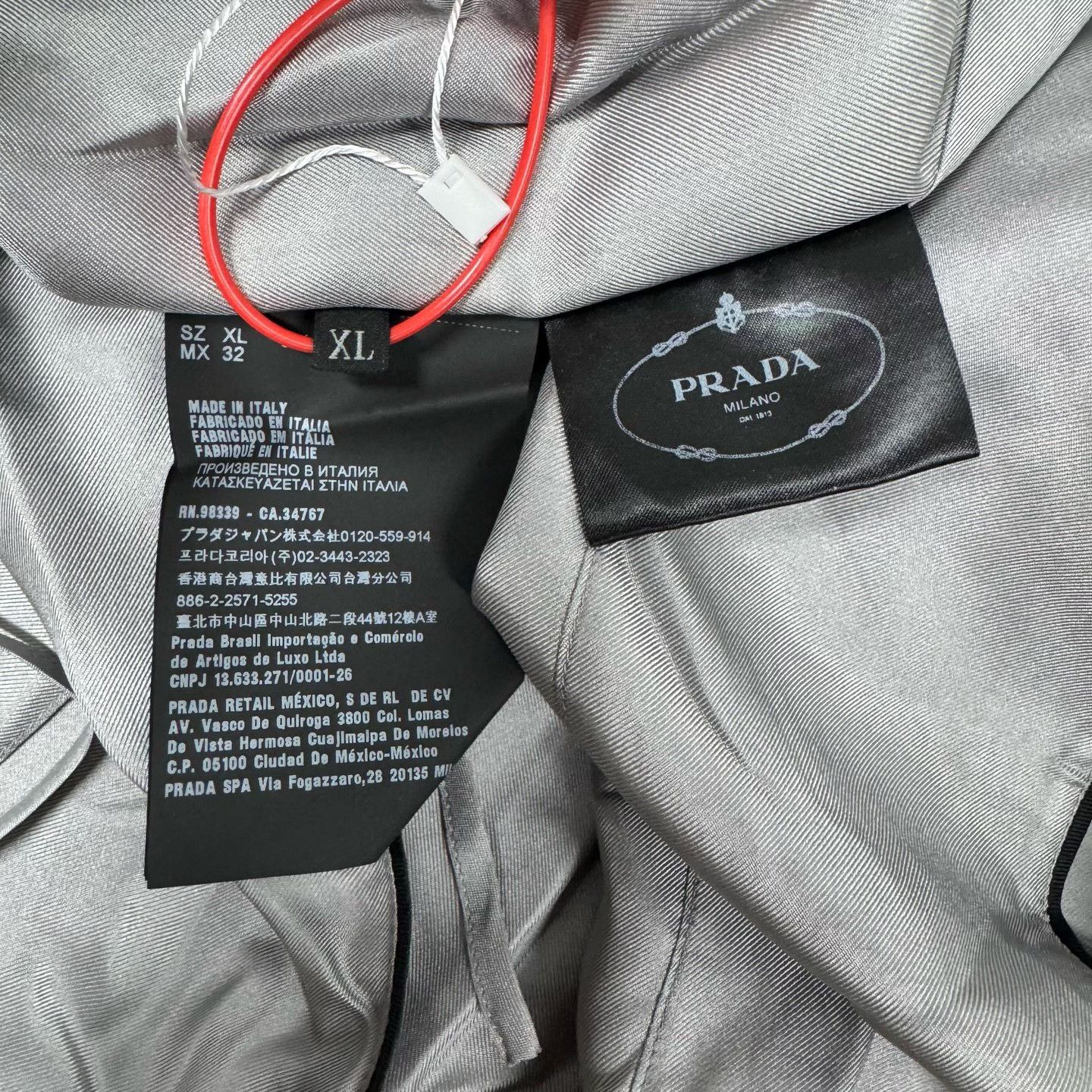 Prada Prada Silk Feather Sleeve Robe Size XL / US 12-14 / IT 48-50 - 6 Thumbnail
