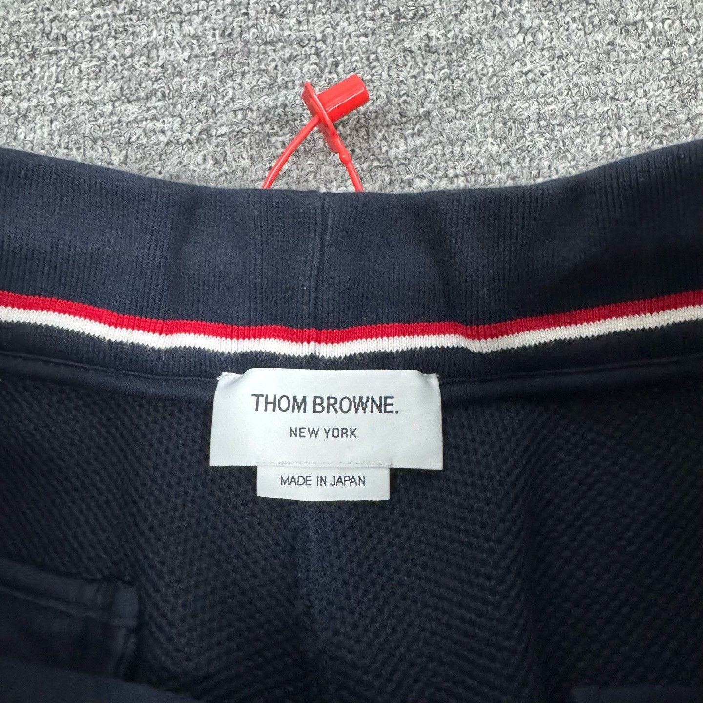 Thom Browne Thom Browne TB 4-Stripe Waffle Sweatpants Size US 26 / EU 42 - 6 Thumbnail