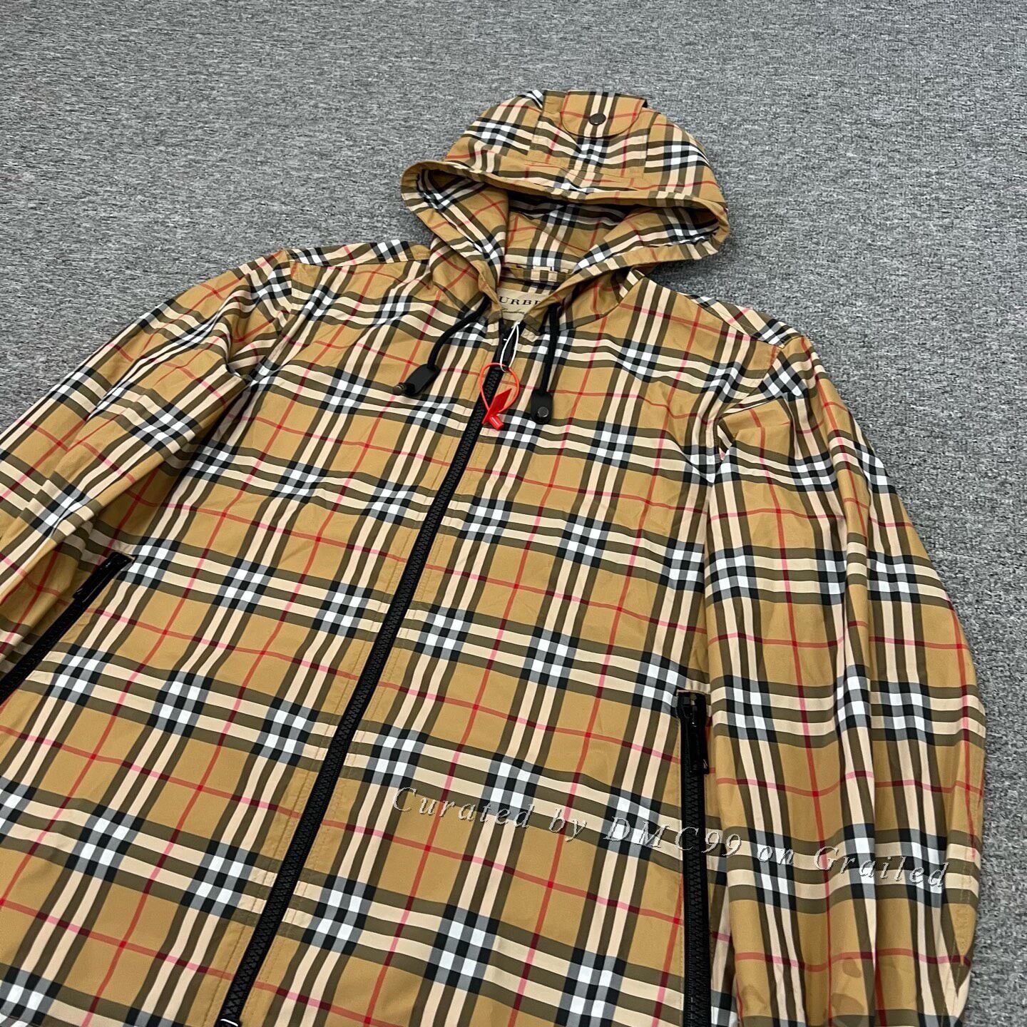 Burberry Burberry Classic Check Hooded Jacket Size 48 Size US M / EU 48-50 / 2 - 4 Thumbnail