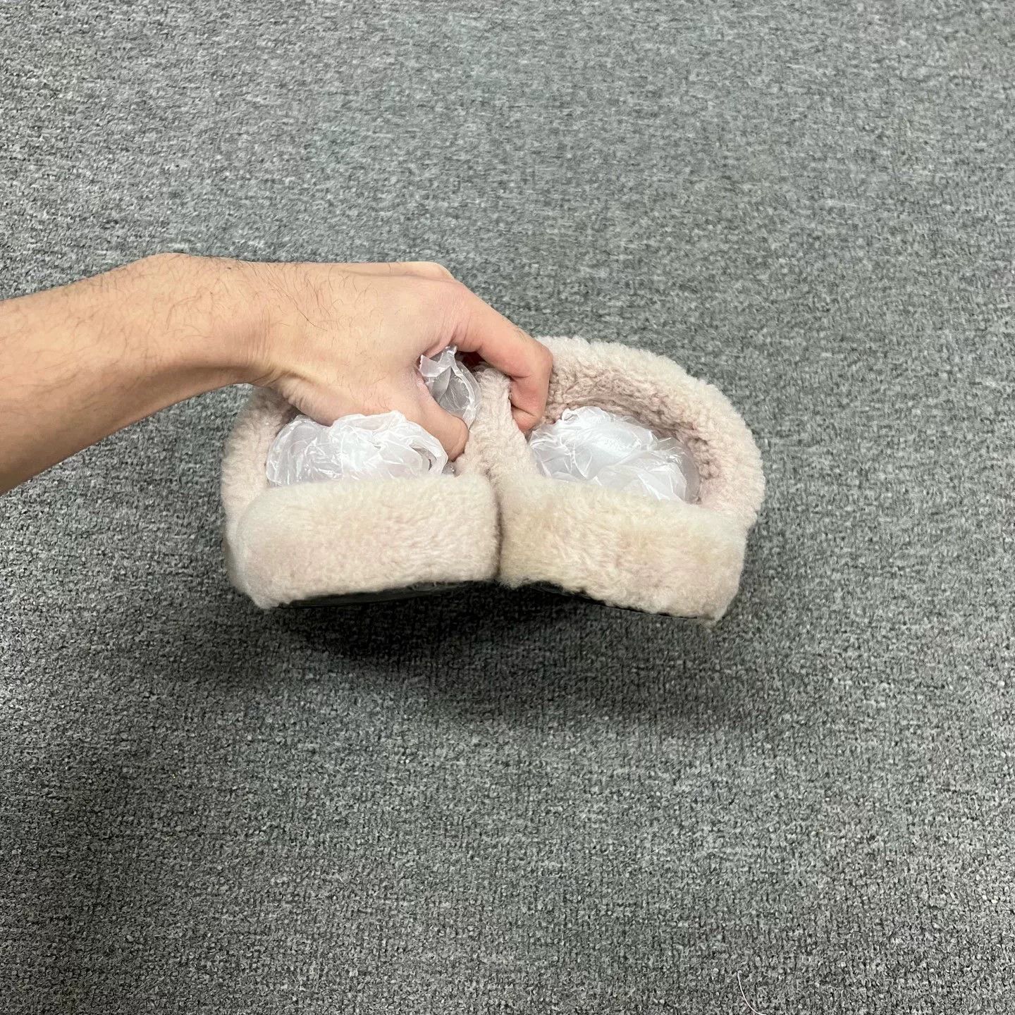 Celine Celine Teddy Fur Slippers Size 37.5 Size US 6.5 / IT 36.5 - 4 Thumbnail