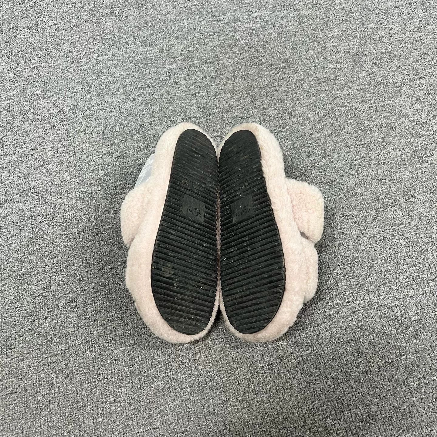 Celine Celine Teddy Fur Slippers Size 37.5 Size US 6.5 / IT 36.5 - 5 Thumbnail