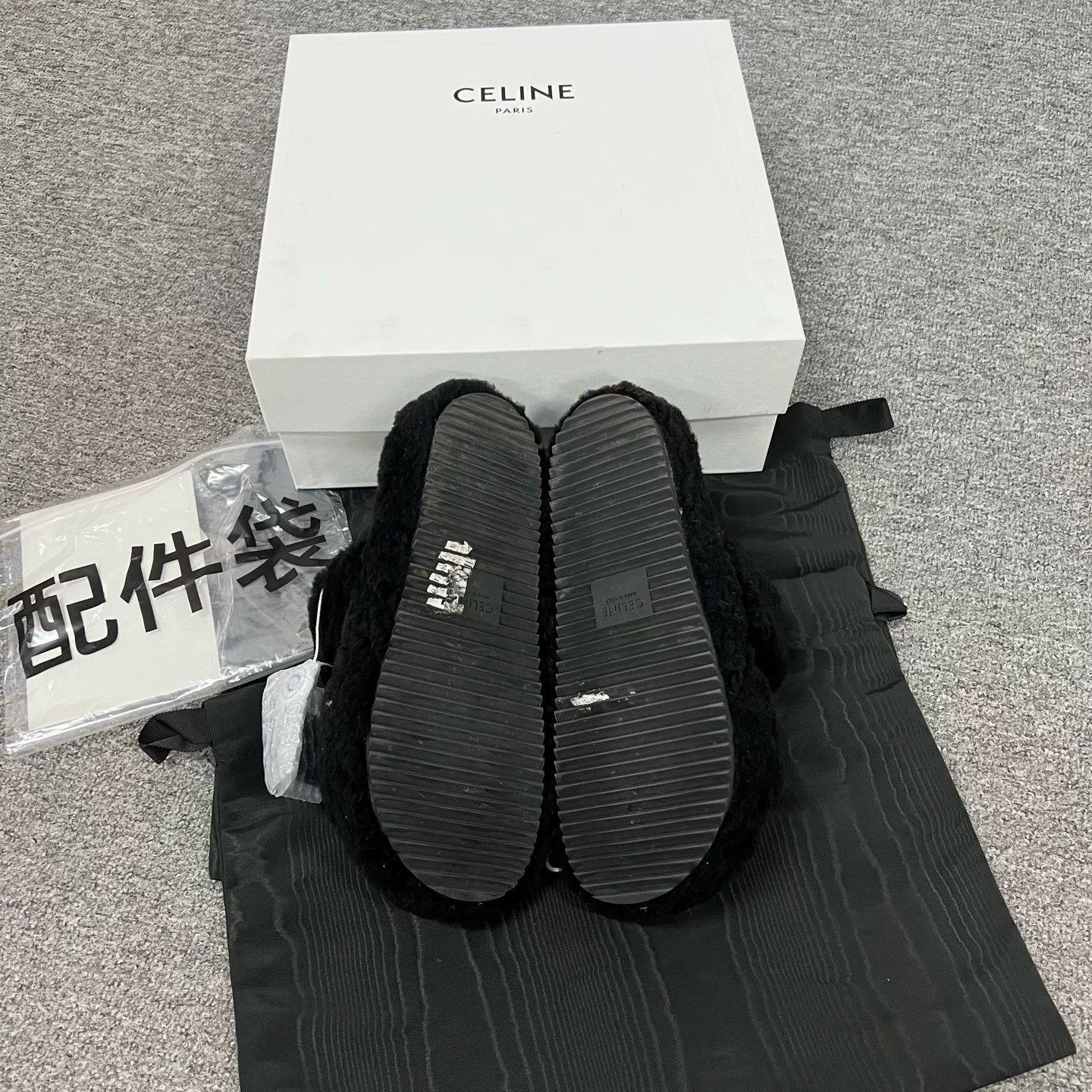 Celine Celine Teddy Fur Slippers Size 38 Size US 7 / IT 37 - 5 Thumbnail