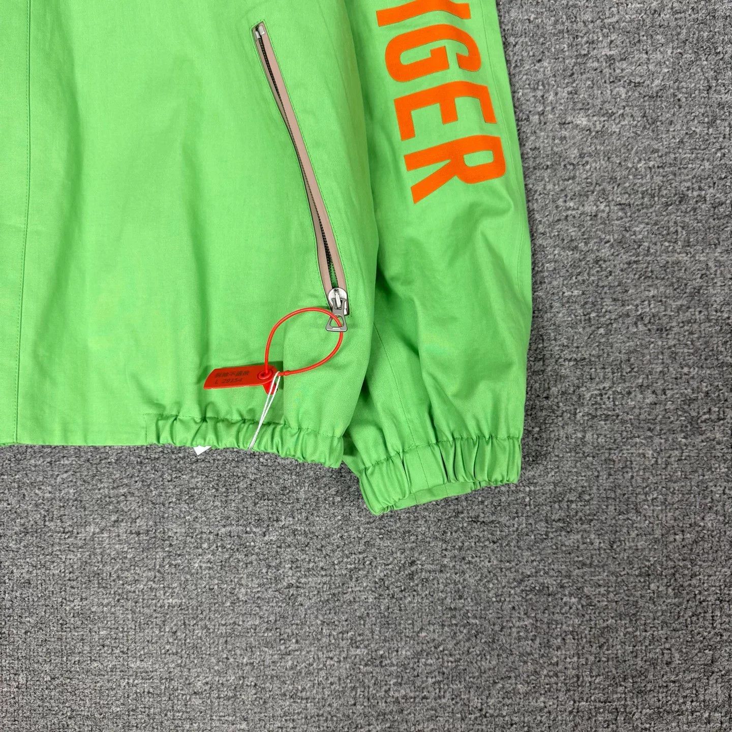 Gucci Gucci Year of Tiger Limited Waterproof Jacket Size US M / EU 48-50 / 2 - 3 Thumbnail