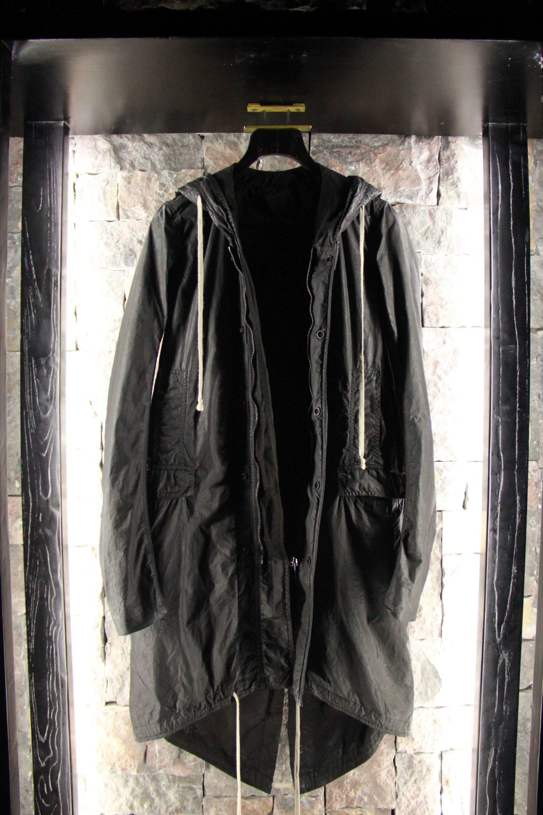 Rick Owens Rick Owens Black Heavy Coats Men m Size US M / EU 48-50 / 2 - 2 Thumbnail