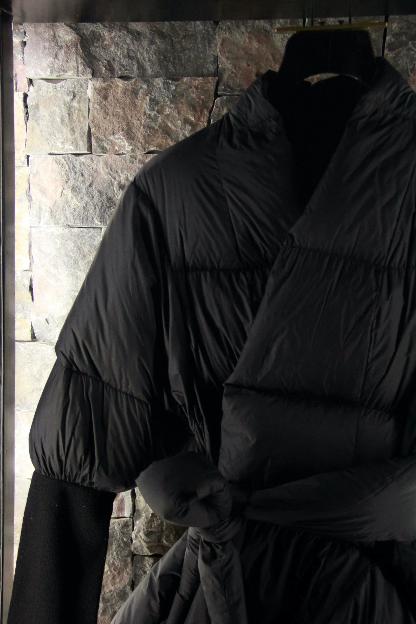 Rick Owens Rick Owens White Heavy Coats Men xs Size US XS / EU 42 / 0 - 3 Thumbnail
