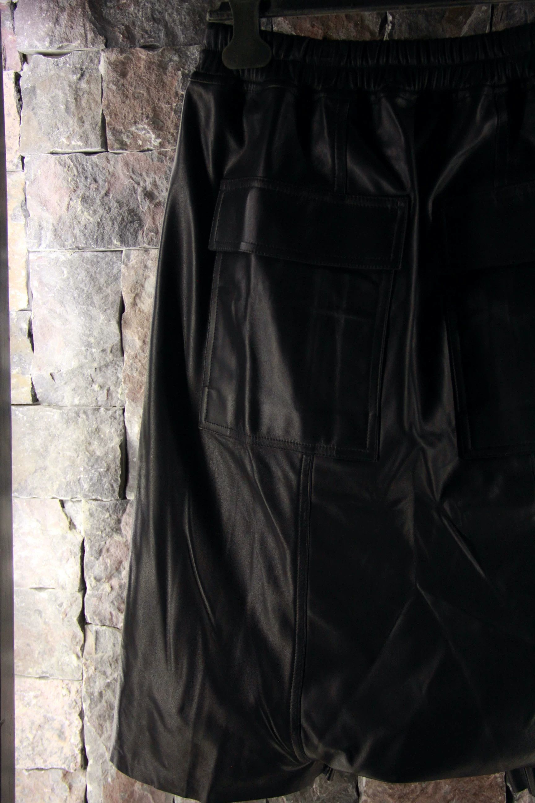 Rick Owens Rick Owens Black Shorts Men 36 Size US 36 / EU 52 - 5 Thumbnail