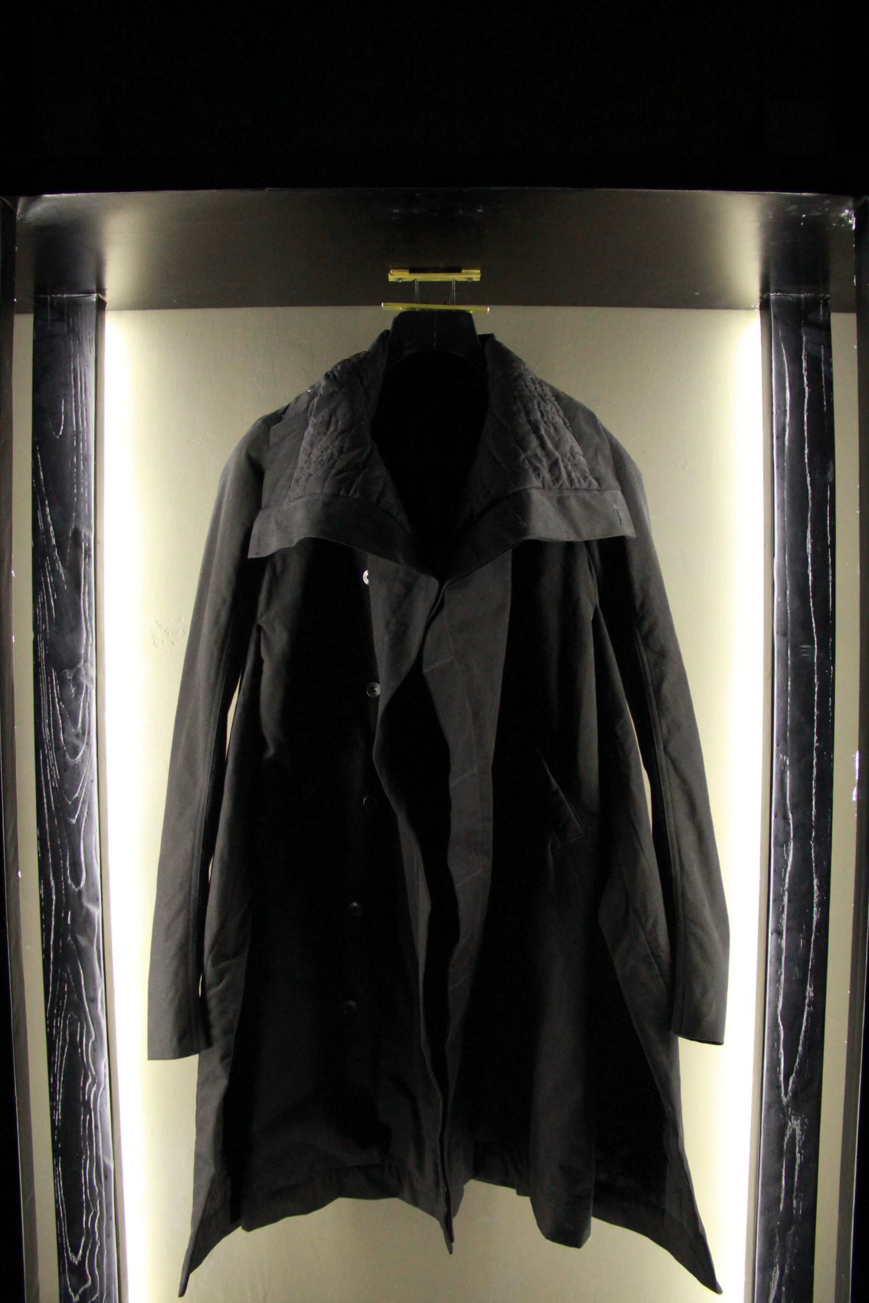 Rick Owens Rick Owens White Heavy Coats Men xs Size US XS / EU 42 / 0 - 5 Thumbnail