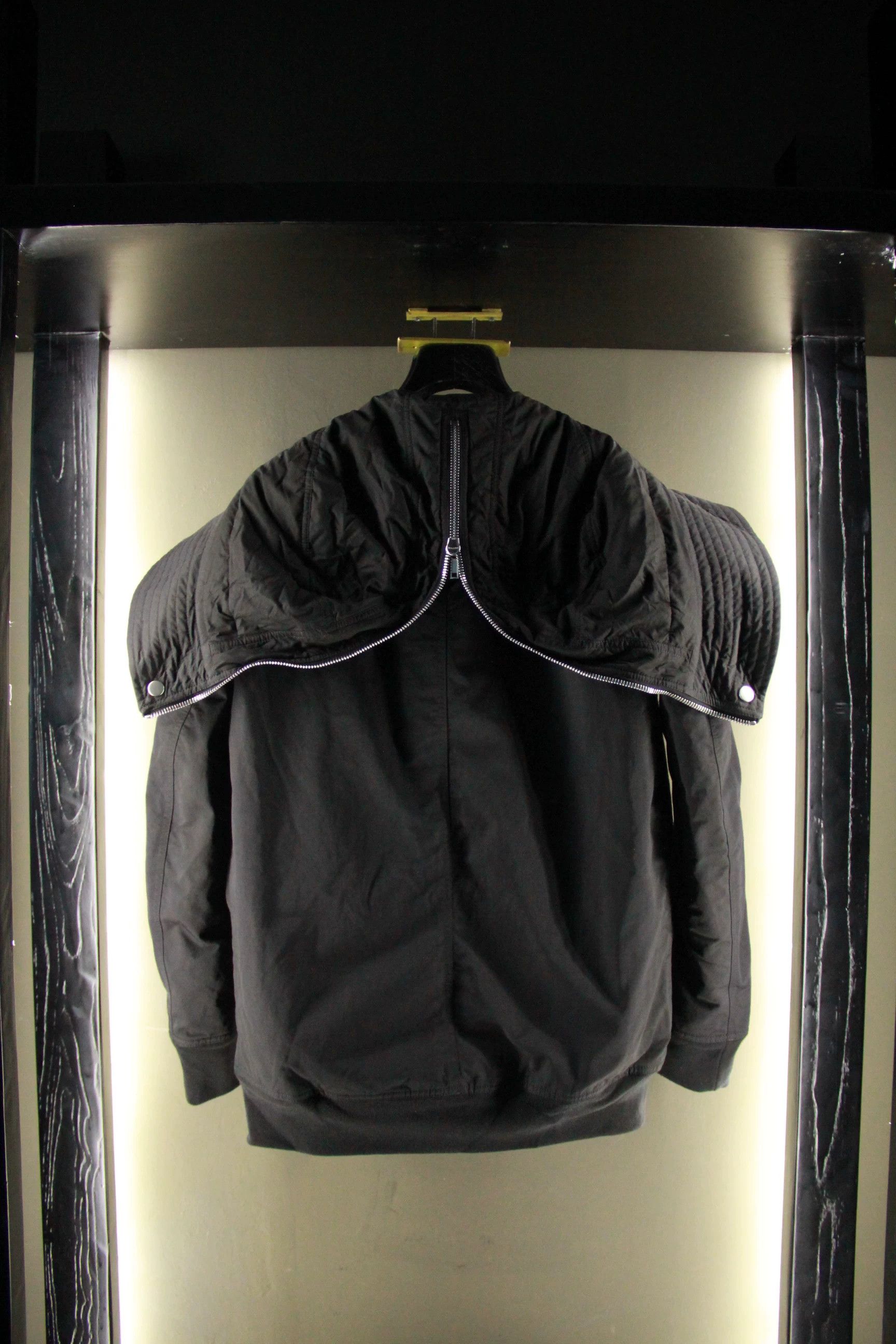Rick Owens Rick Owens White Heavy Coats Men m Size US M / EU 48-50 / 2 - 2 Thumbnail