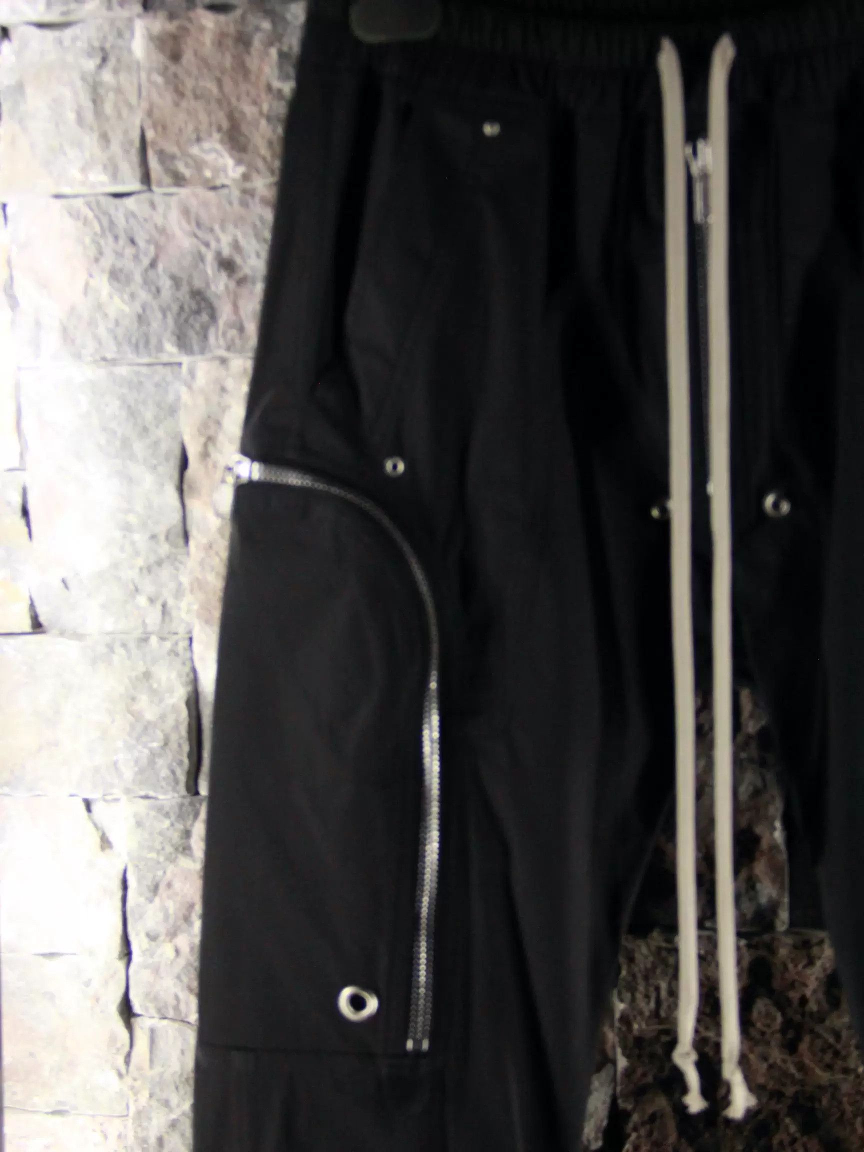 Rick Owens Rick Owens Black Casual Pants Men 32 Size US 32 / EU 48 - 3 Thumbnail