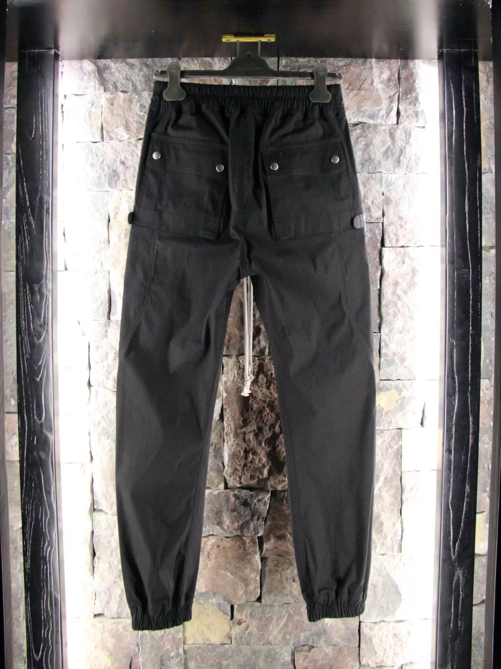 Rick Owens Rick Owens Black Casual Pants Men 32 Size US 32 / EU 48 - 2 Thumbnail