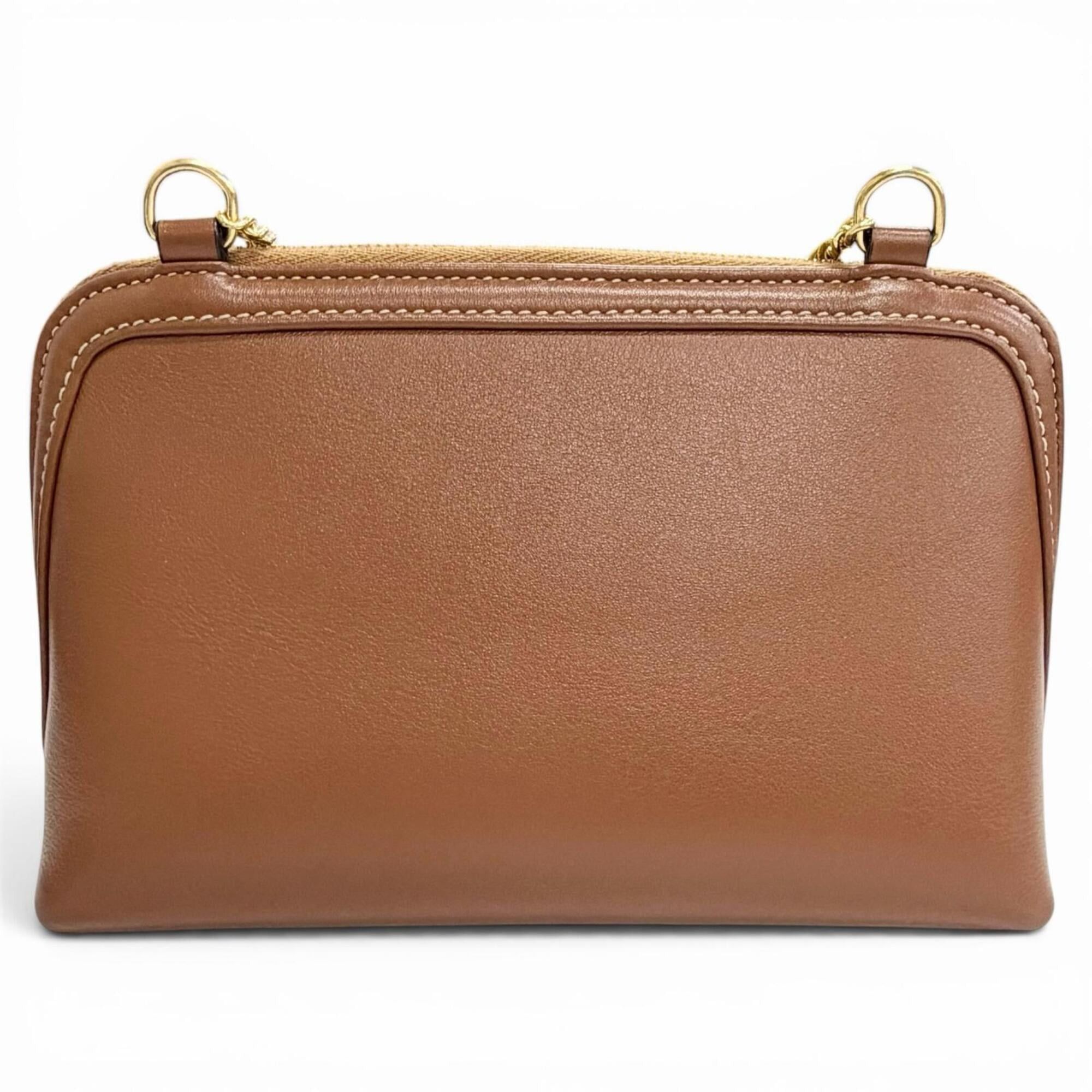 Celine CELINE 10E383DR8 Smooth Calfskin Cuile Triomphe Chain Clutch Shoulder Bag, Tan Brown, Made in Italy, Women's, with Dust Bag Size ONE SIZE - 3 Thumbnail