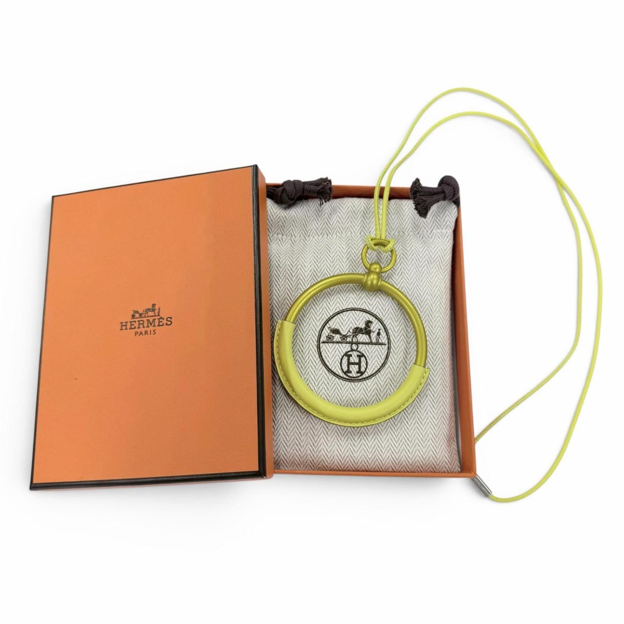 Hermes HERMES Loop Grand Necklace, Leather Trim Pendant, Yellow (Jaune), Women's, with Box and Dust Bag. Size ONE SIZE - 2 Thumbnail