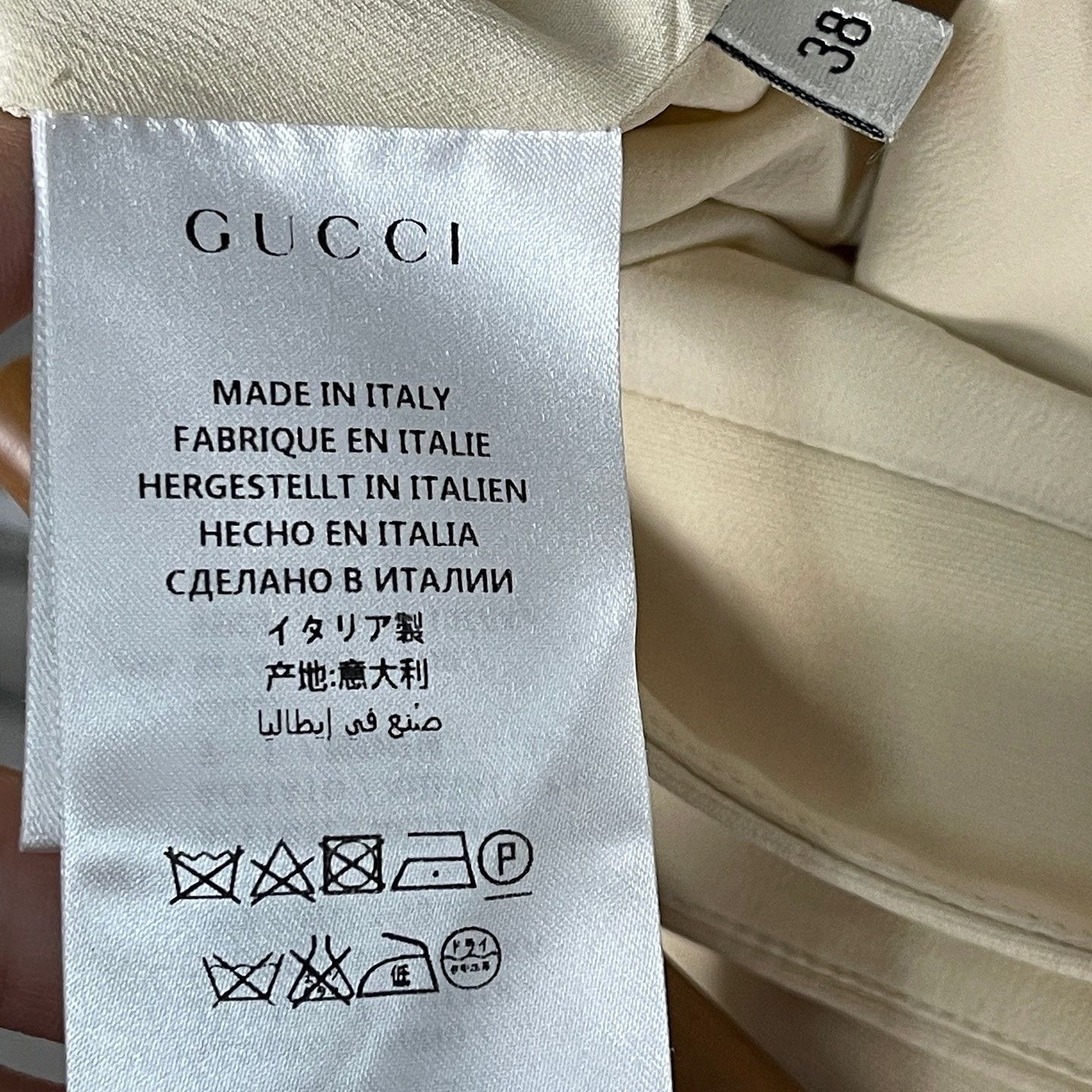 Gucci Gucci Gold Button Mini Skirt Size 38 Size 26" / US 2 / IT 38 - 4 Thumbnail