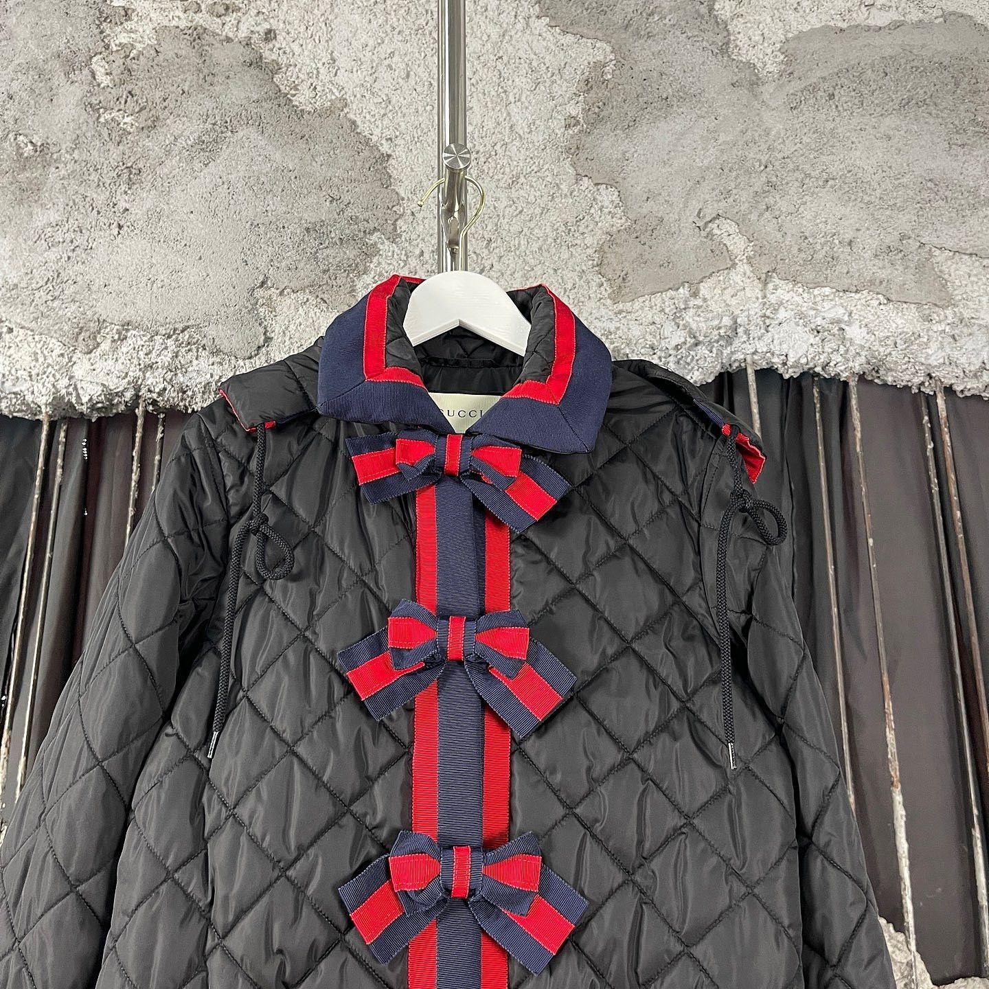 Gucci Gucci Bow Quilted Coat Size 38 Size XS / US 0-2 / IT 36-38 - 6 Thumbnail