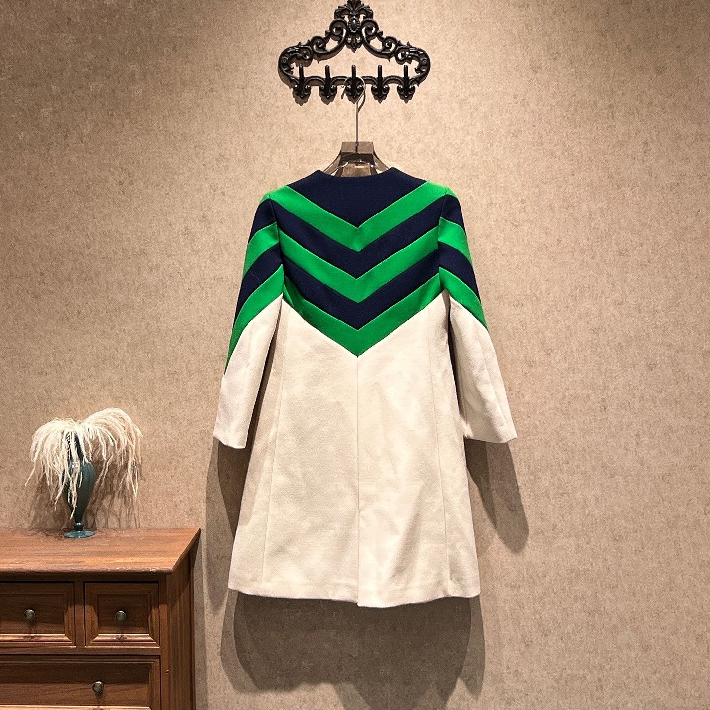 Gucci Gucci Colorblock Logo Coat Size 38 Size XS / US 0-2 / IT 36-38 - 2 Thumbnail