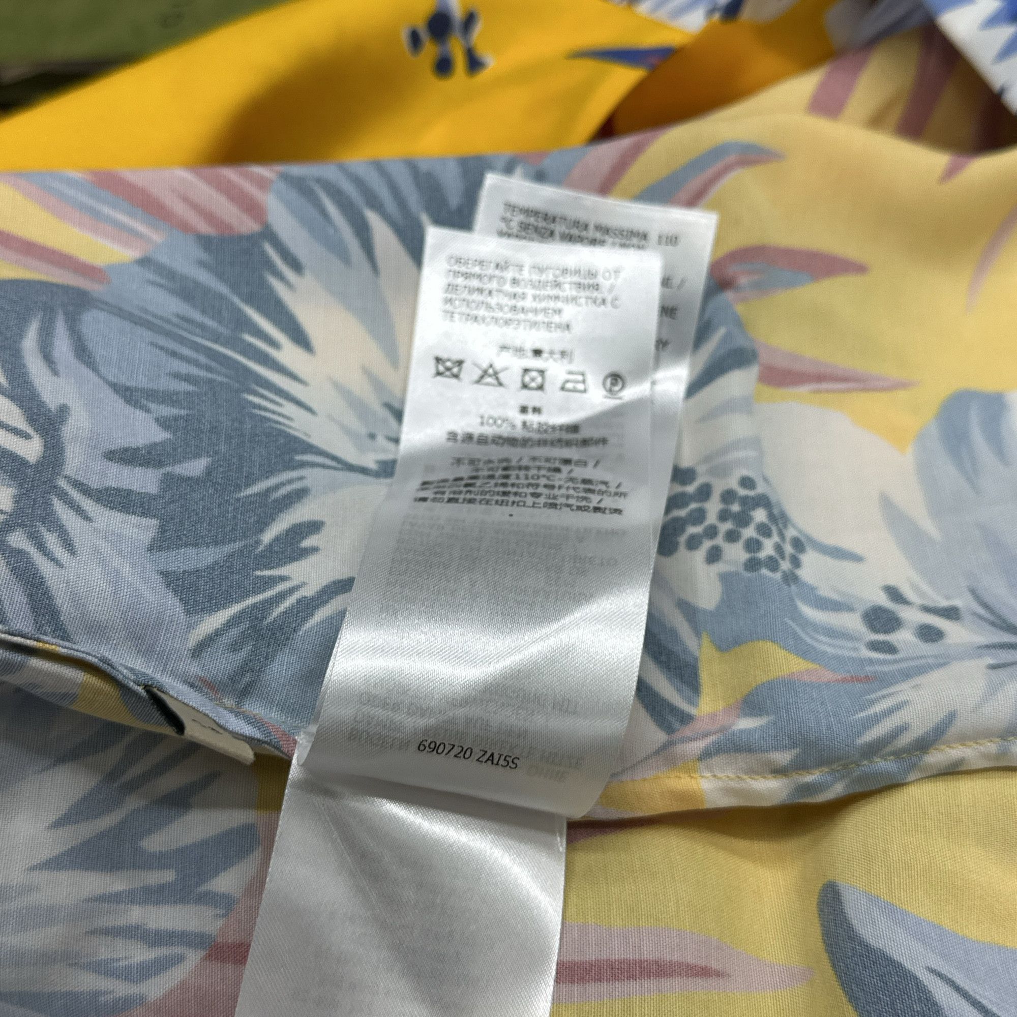 Gucci Gucci Floral Print Button Up Shirt Size 38 Size XS / US 0-2 / IT 36-38 - 7 Thumbnail