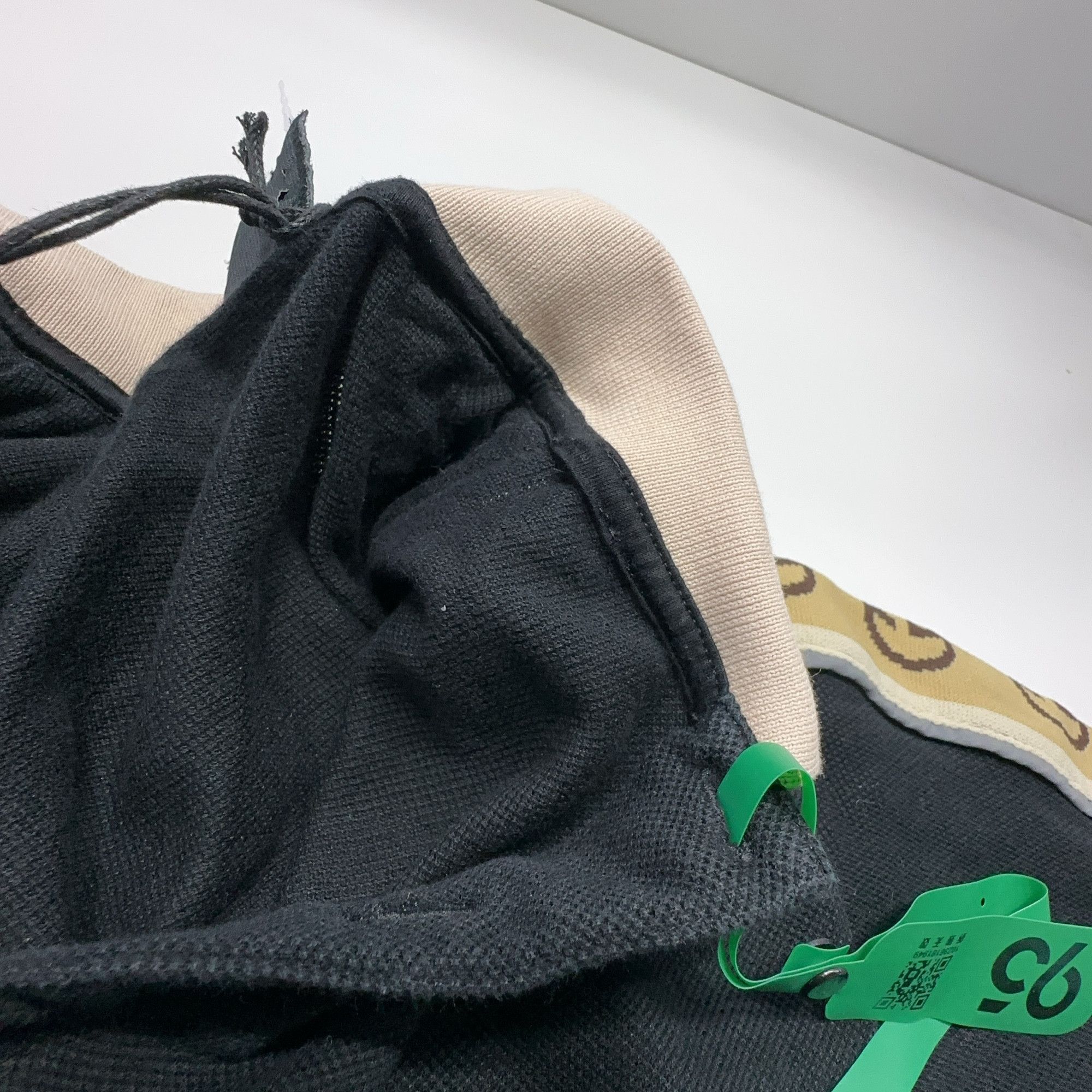 Gucci Gucci GG Logo Tape Polo Shirt Size L Size US L / EU 52-54 / 3 - 8 Thumbnail