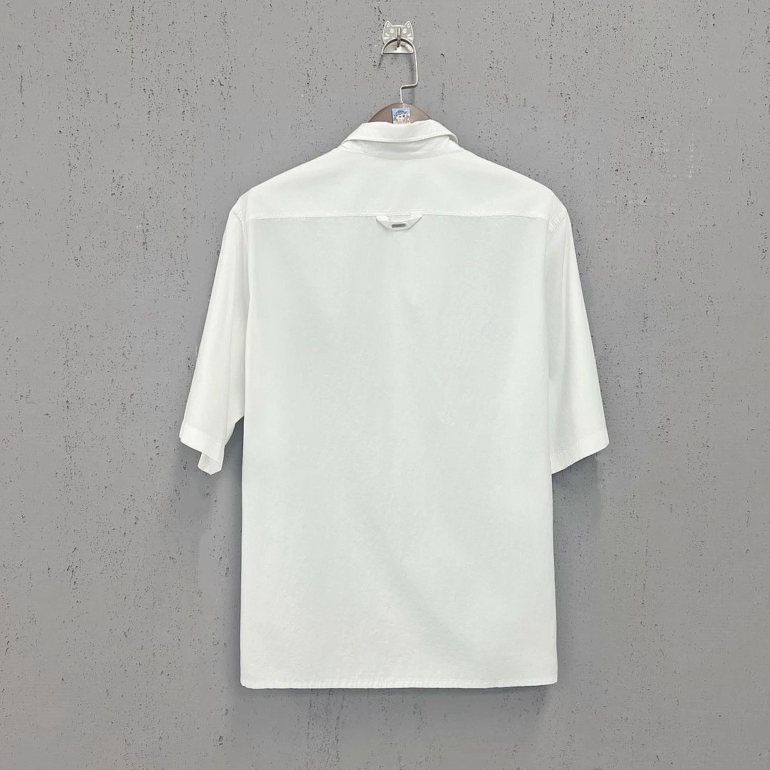 Louis Vuitton Louis Vuitton Embroidered Pocket Shirt Size XL Size US XL / EU 56 / 4 - 2 Thumbnail