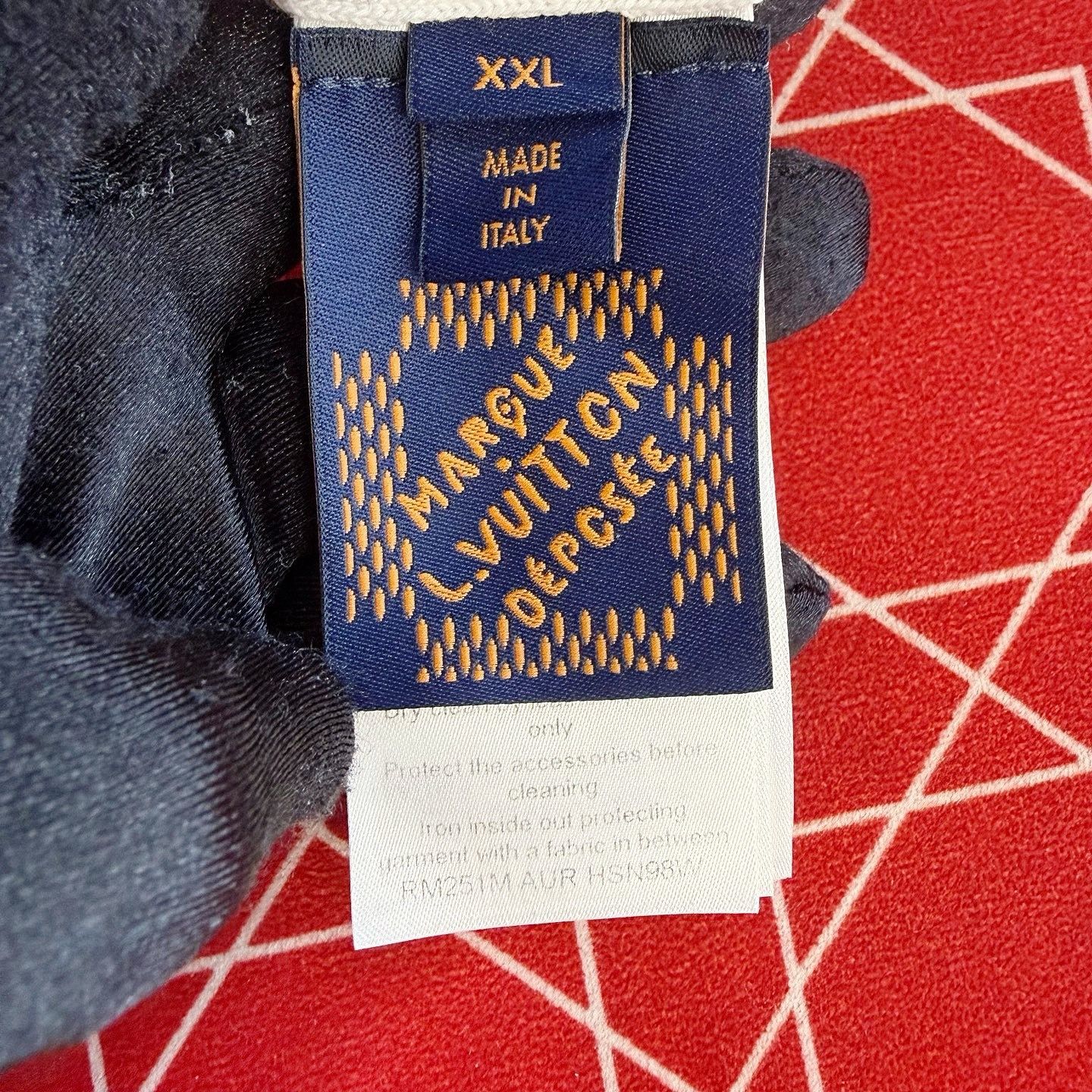 Louis Vuitton Louis Vuitton Leather Patch T-Shirt Size XXL Size US XXL / EU 58 / 5 - 4 Thumbnail