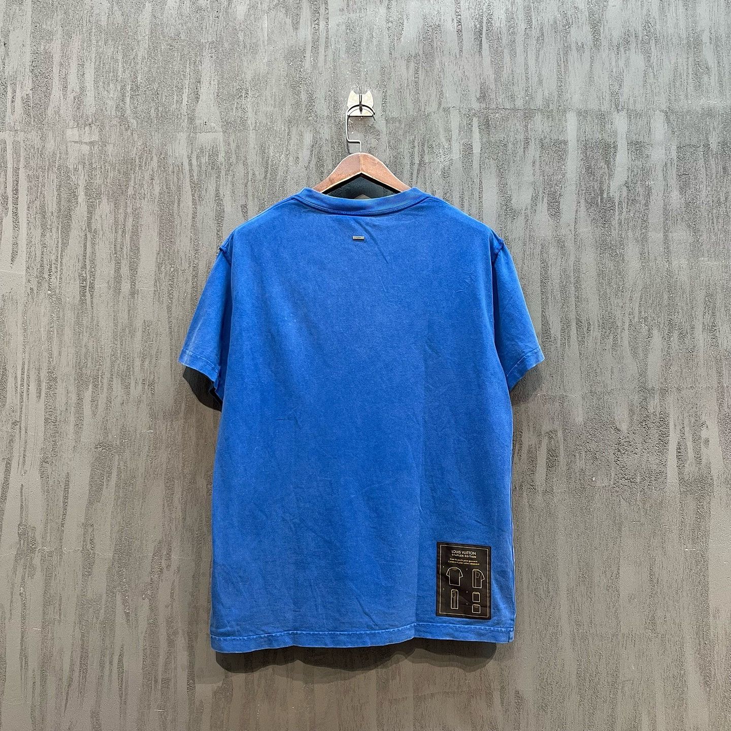 Louis Vuitton Louis Vuitton Blue Crewneck T-Shirt Size M Size US M / EU 48-50 / 2 - 2 Thumbnail
