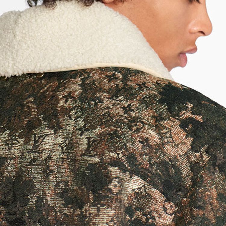 Louis Vuitton Louis Vuitton Tapestry Shearling Collar Jacket Size S Size US S / EU 44-46 / 1 - 11 Thumbnail