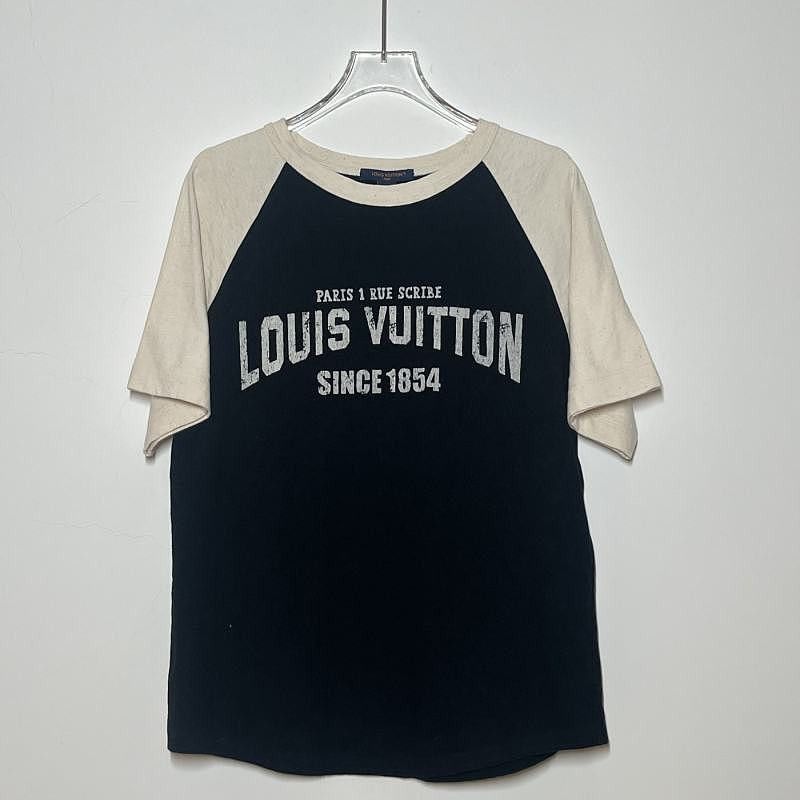 Louis Vuitton Louis Vuitton Paris Scribe Graphic T-Shirt Size S Size S / US 4 / IT 40 - 6 Thumbnail