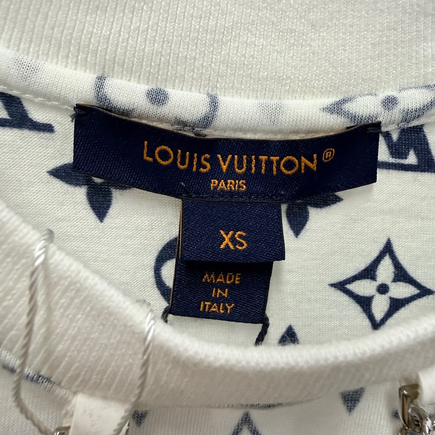Louis Vuitton Louis Vuitton Monogram Print T-Shirt XS Size XS / US 0-2 / IT 36-38 - 3 Thumbnail
