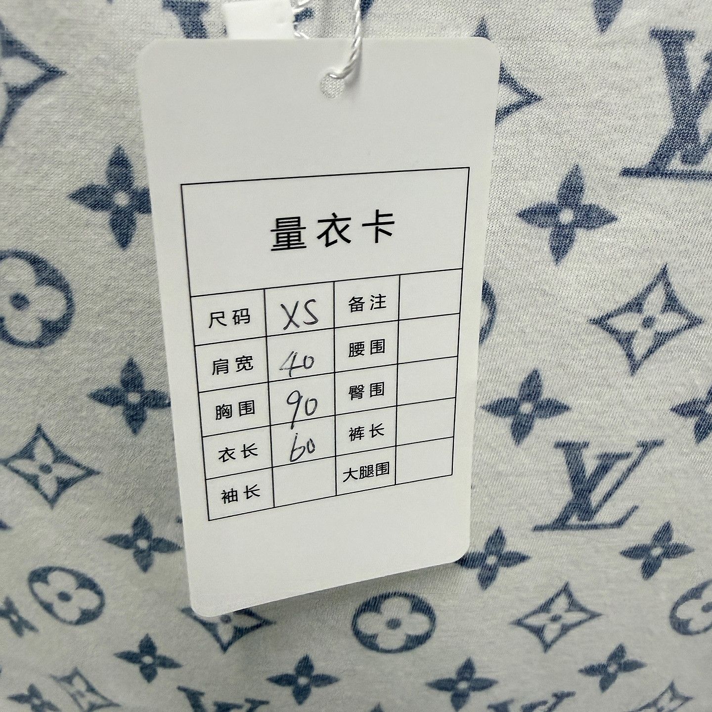 Louis Vuitton Louis Vuitton Monogram Print T-Shirt XS Size XS / US 0-2 / IT 36-38 - 5 Thumbnail