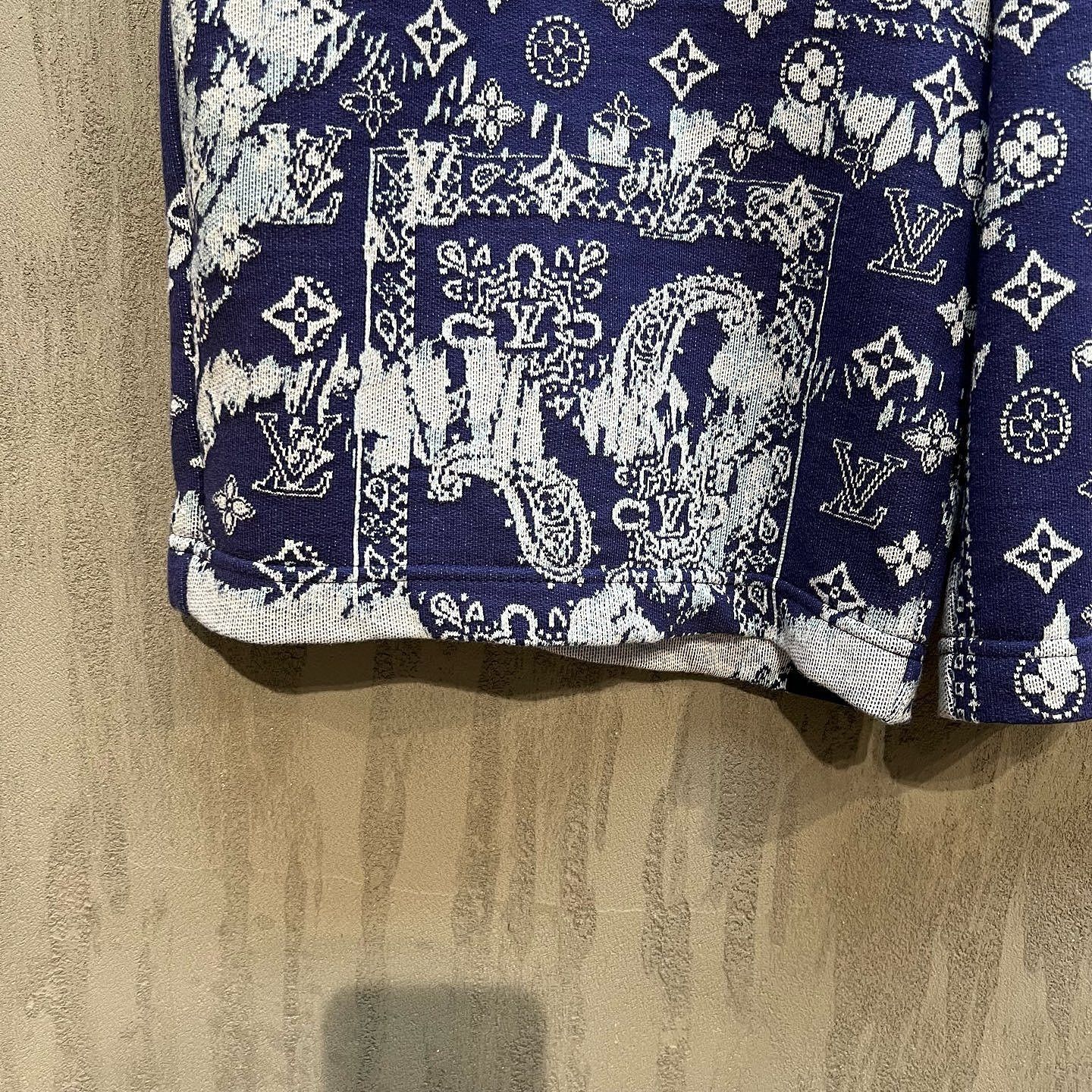 Louis Vuitton Louis Vuitton Monogram Bandana Shorts Size 40 Size US 40 / EU 56 - 7 Thumbnail