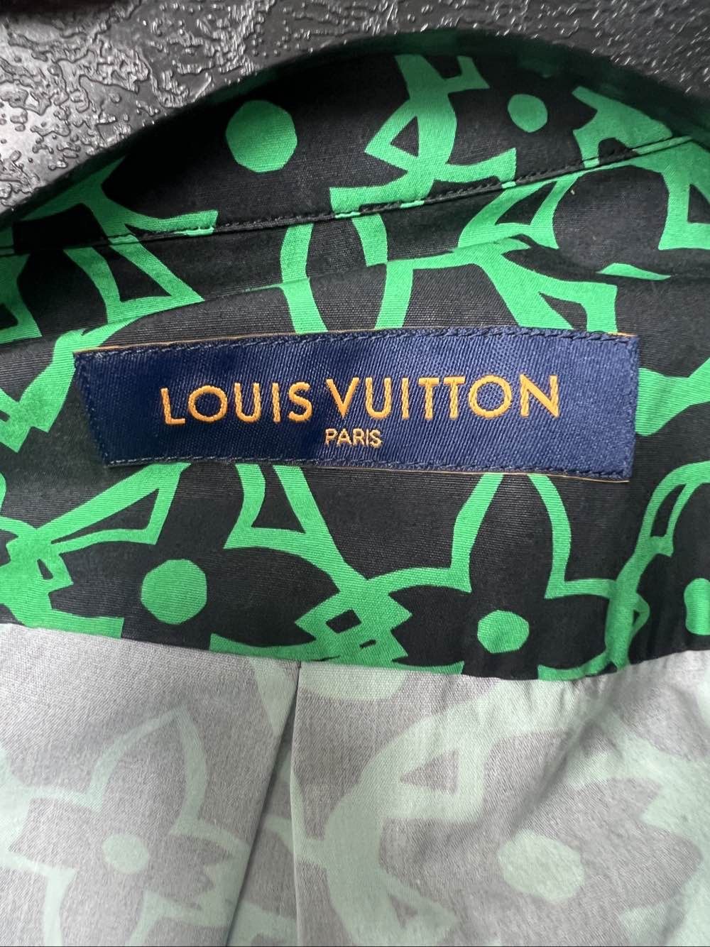 Louis Vuitton Louis Vuitton Monogram Map Print Button Up Shirt Size M Size US M / EU 48-50 / 2 - 3 Thumbnail